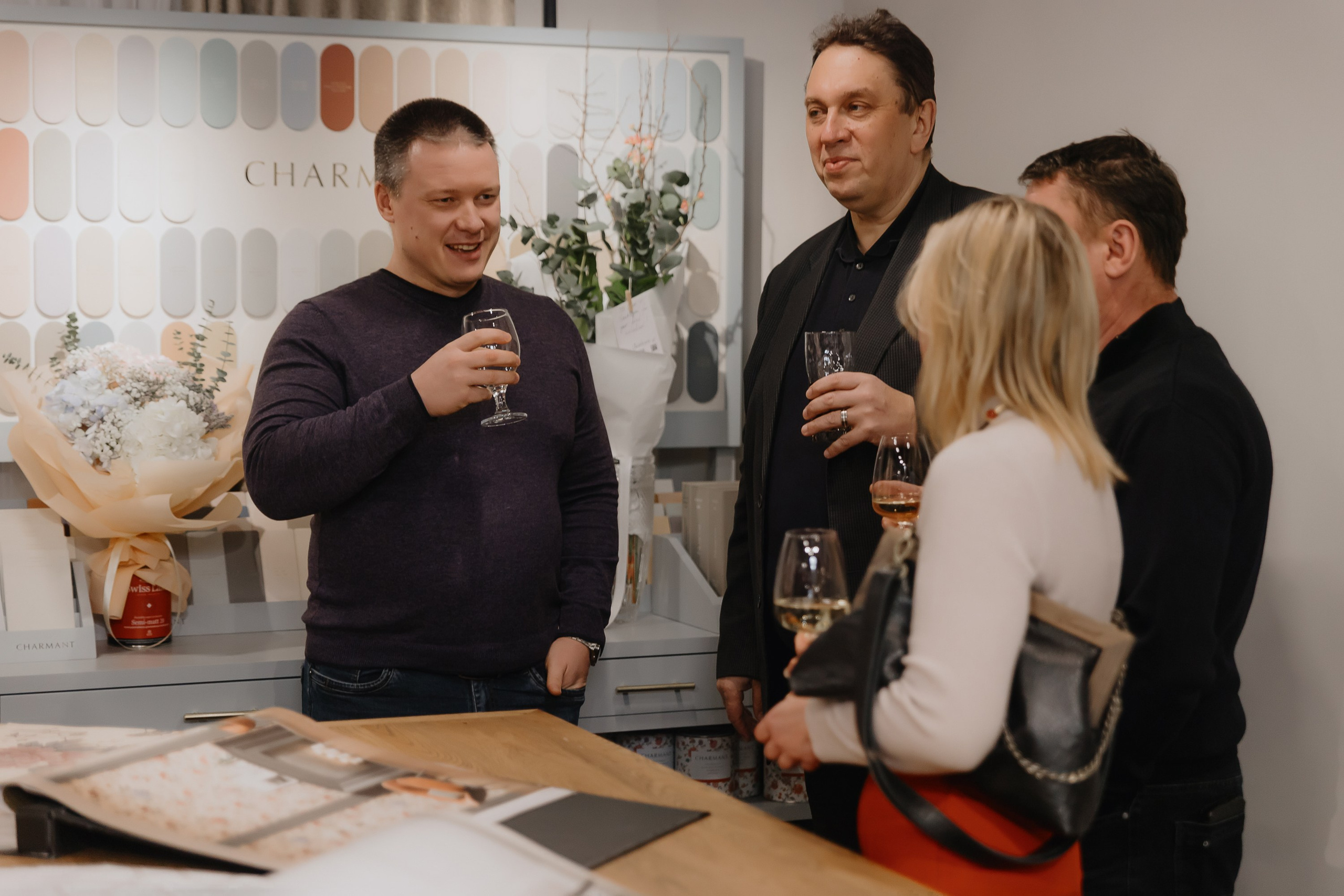 Открытие нового пространства интерьерного салона L. DECO в феврале 2025. L. Deco интерьерный салон. Краски/обои/лепной декор