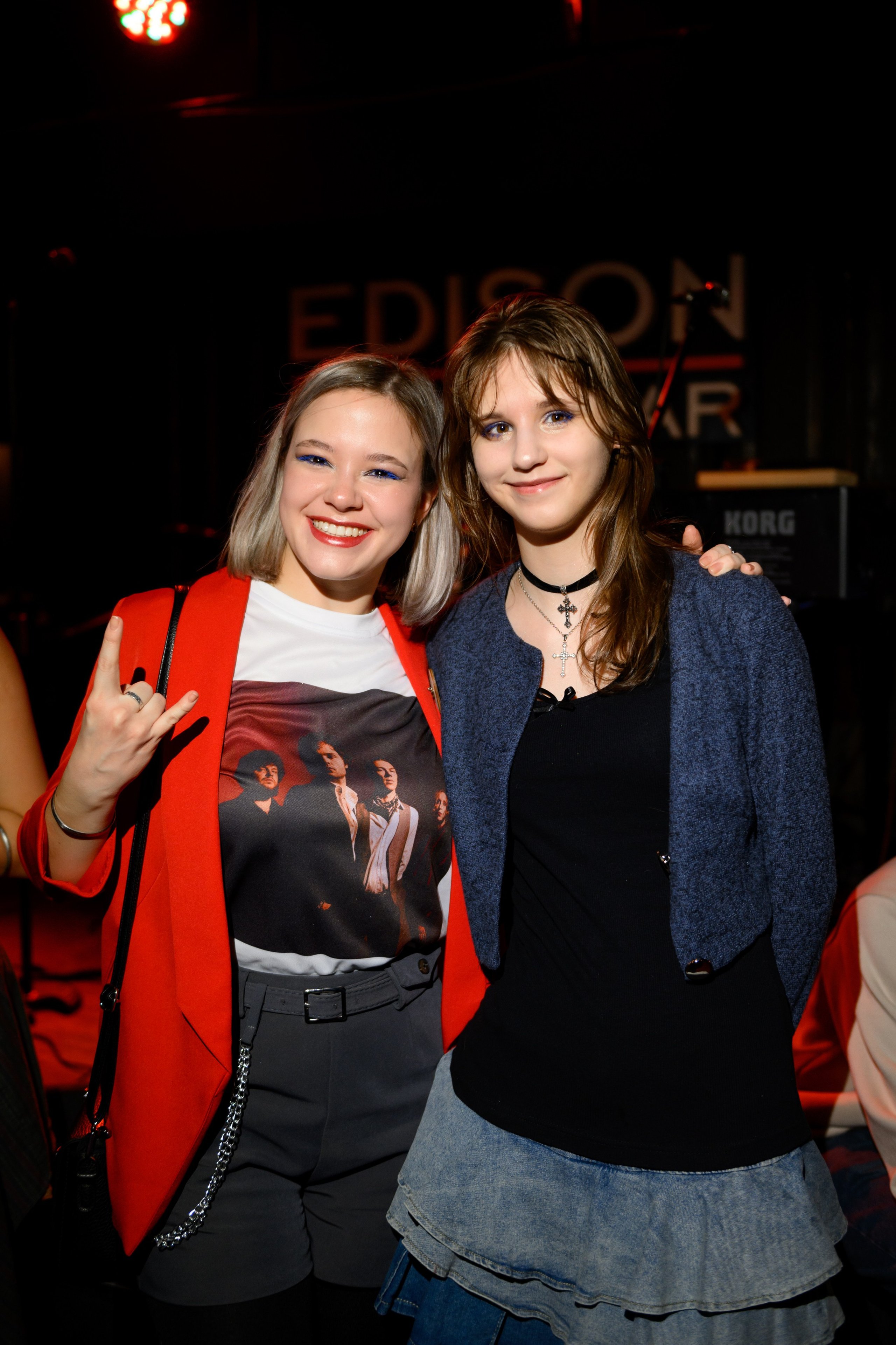 CRAFT BAR EDISON — Диктофон. Свадебный фотограф Иркутск Алексей Шульгин