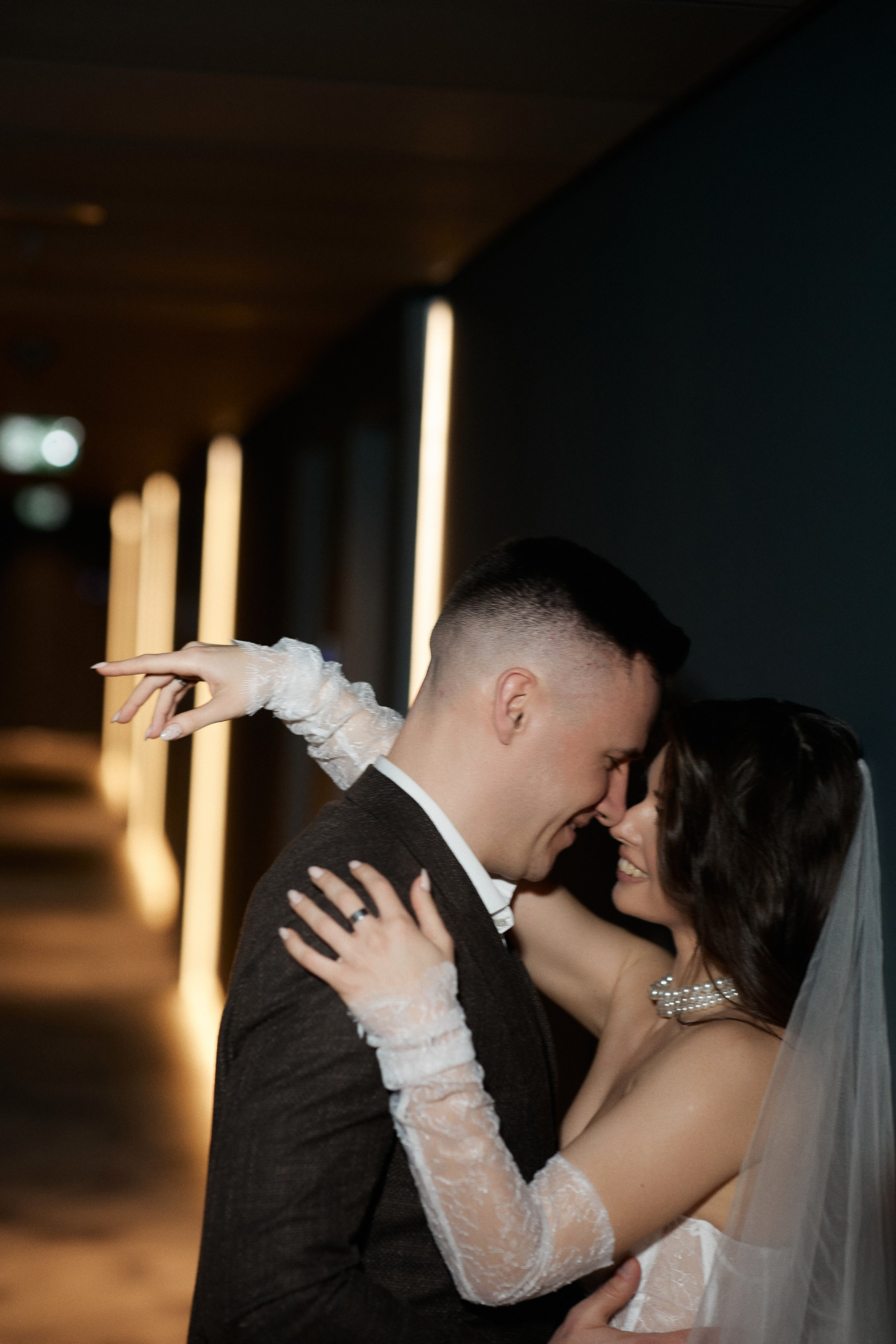 Кристина и Олег в отеле. Свадебный фотограф Москва Калуга