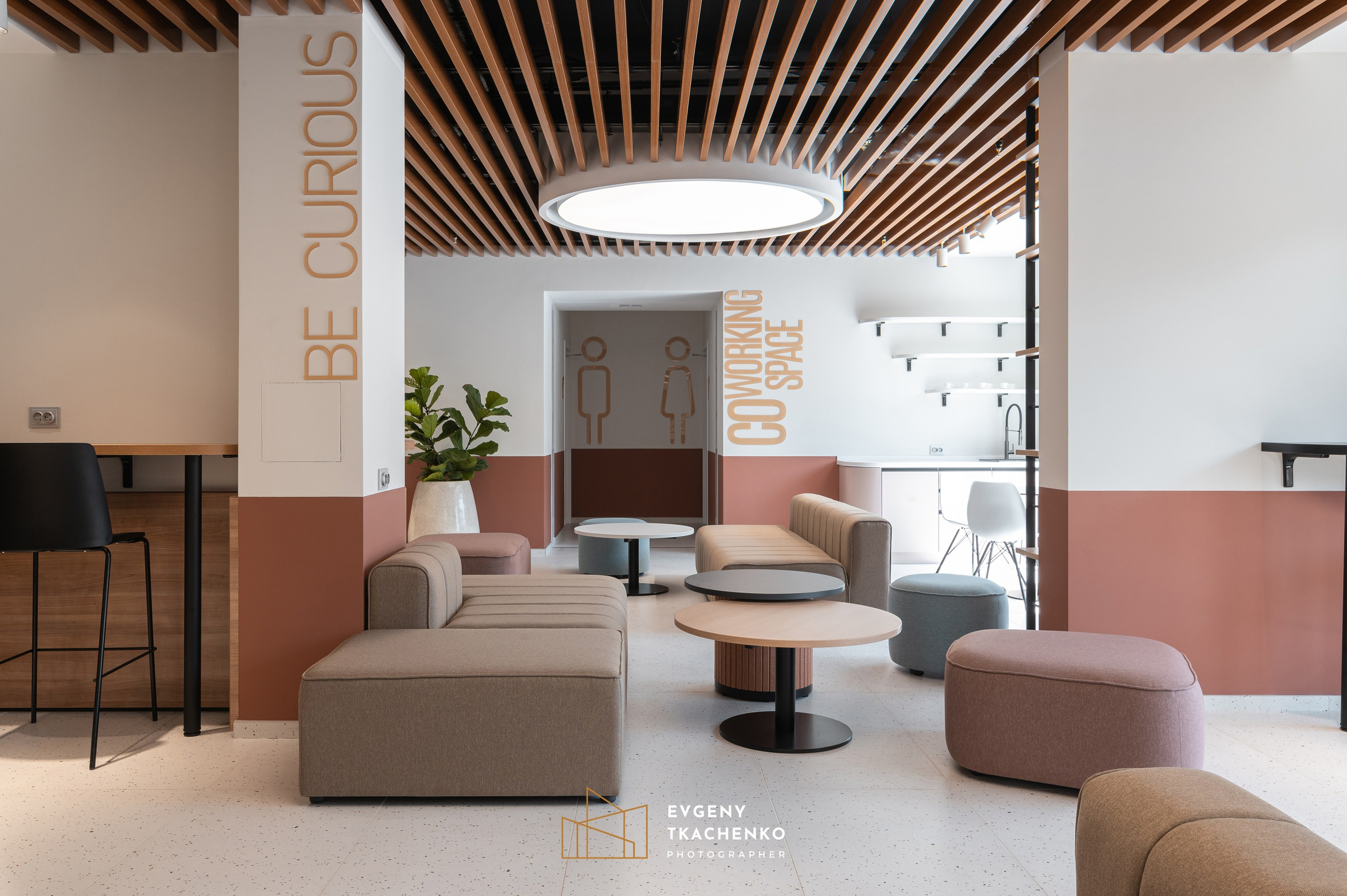 Общежитие университета NarXoz в Алматы. Архитектурный и интерьерный фотограф в Казахстане