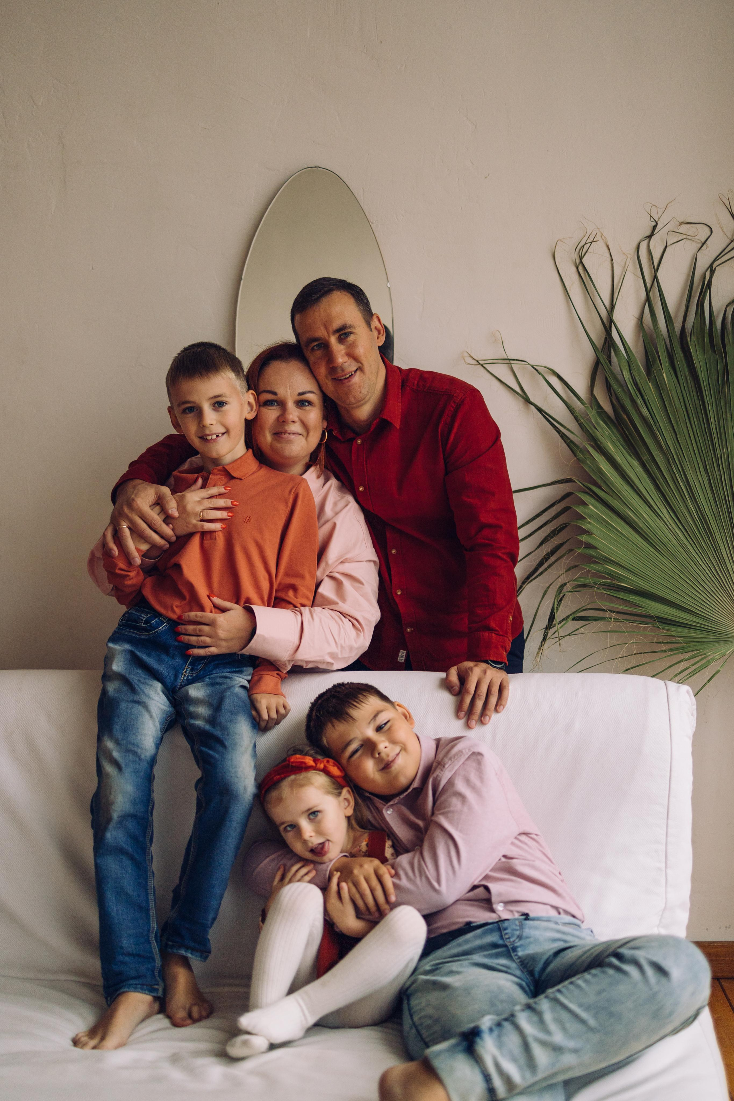 Семейная в студии. Детский семейный фотограф в Москве Светлана Микадзе