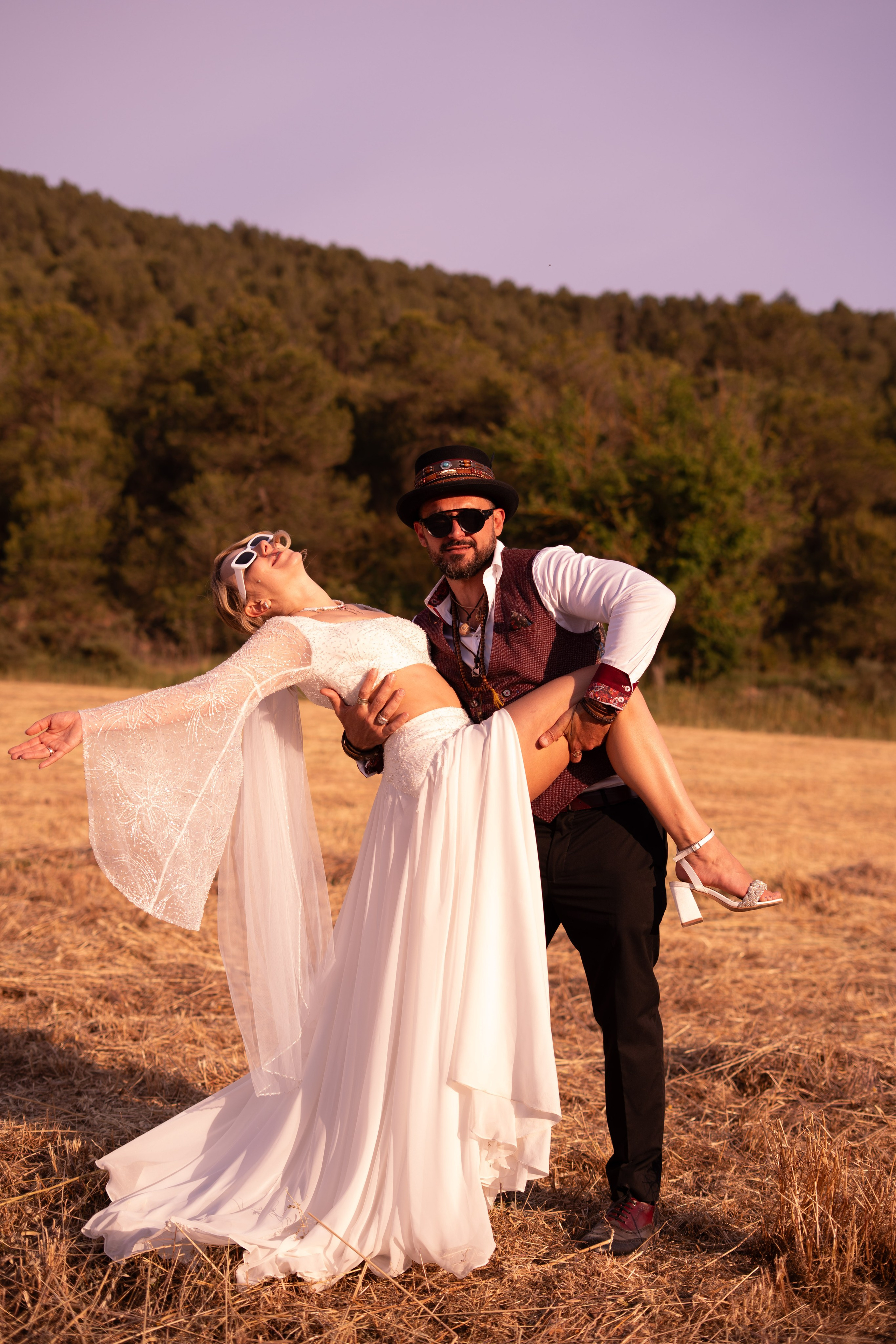 Stasy and Roberto. Wedding Photographer in Barcelona and Medellin