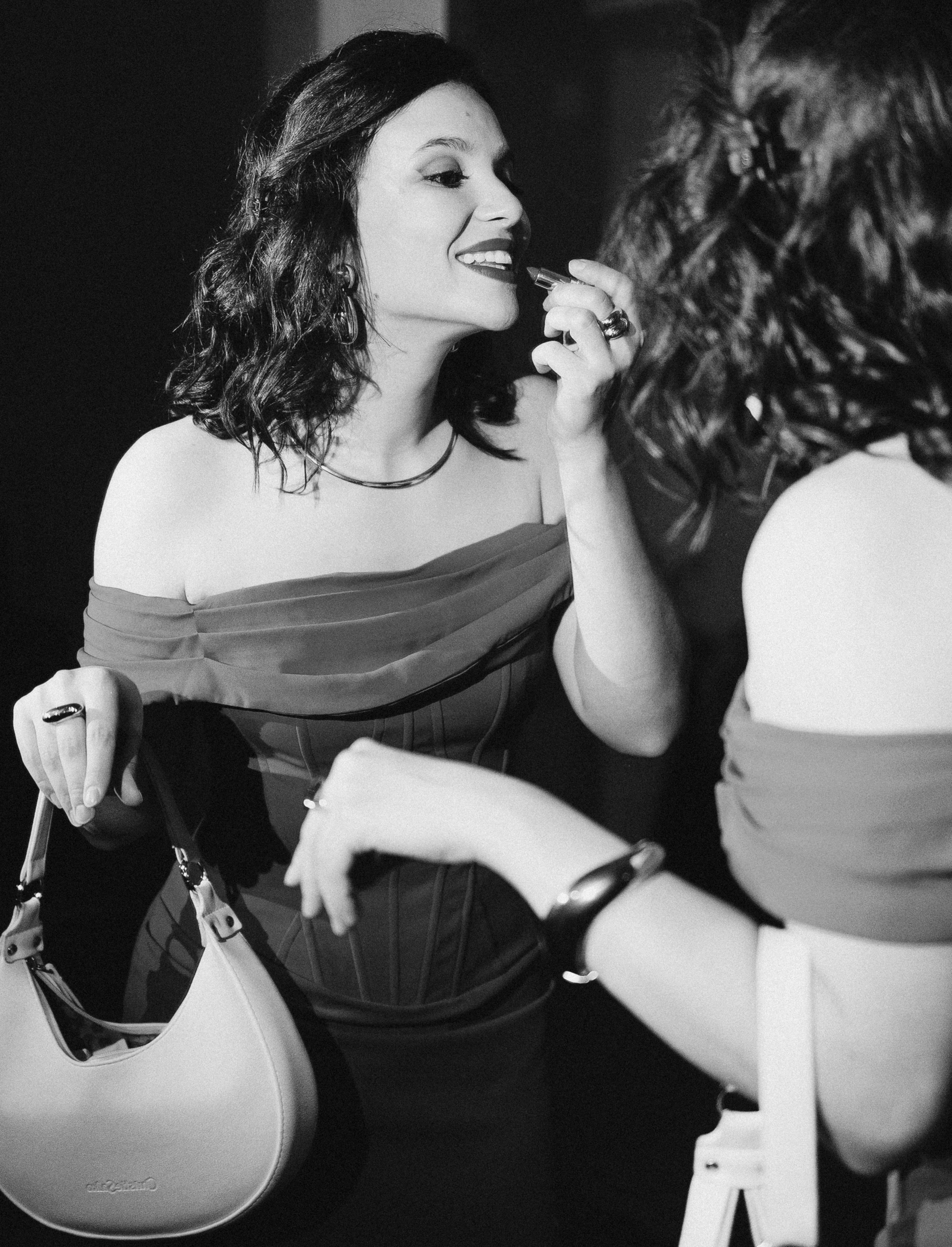 От любви есть только одно средство: любить ещё больше