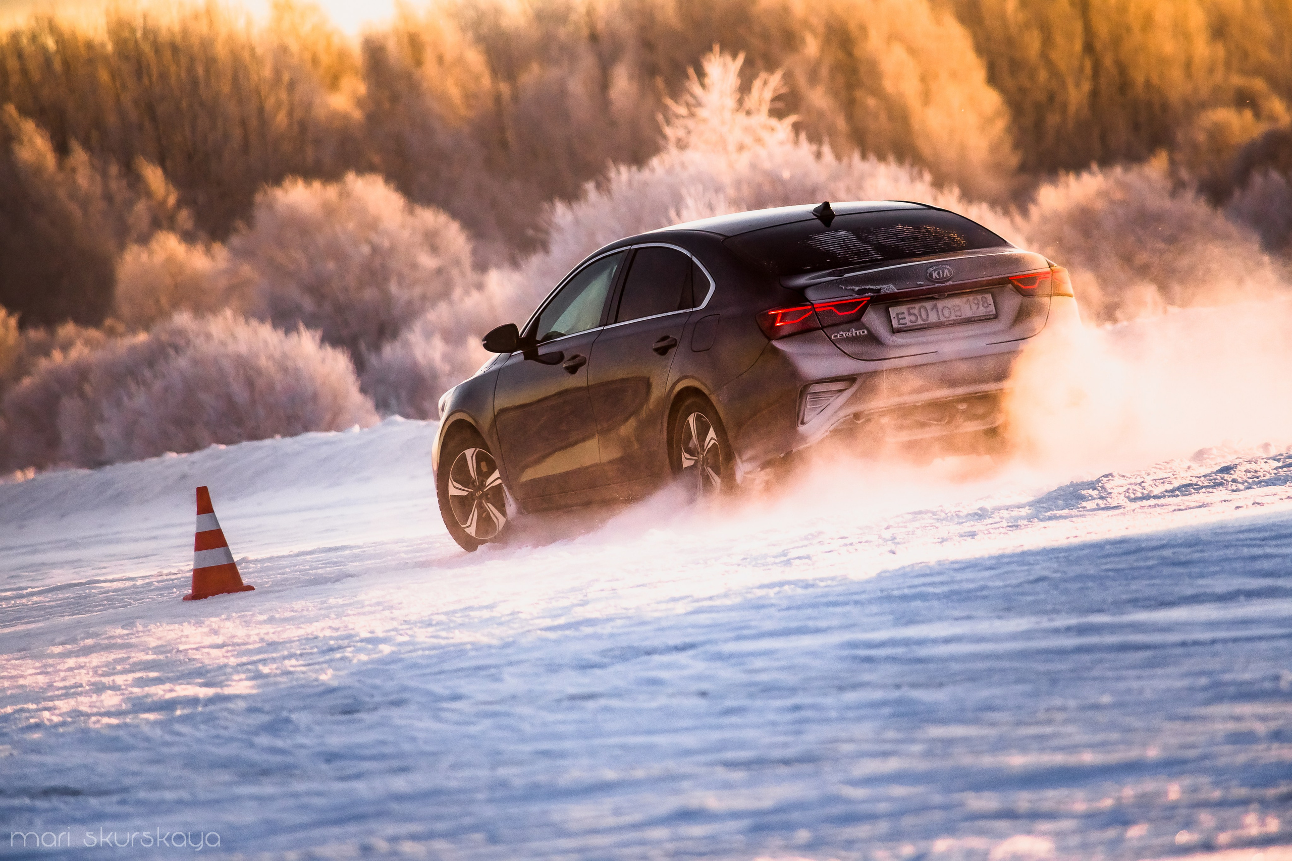 Контраварийная практика вождения автомобиля. Мотофотограф в Санкт-Петербурге Мария Скурская