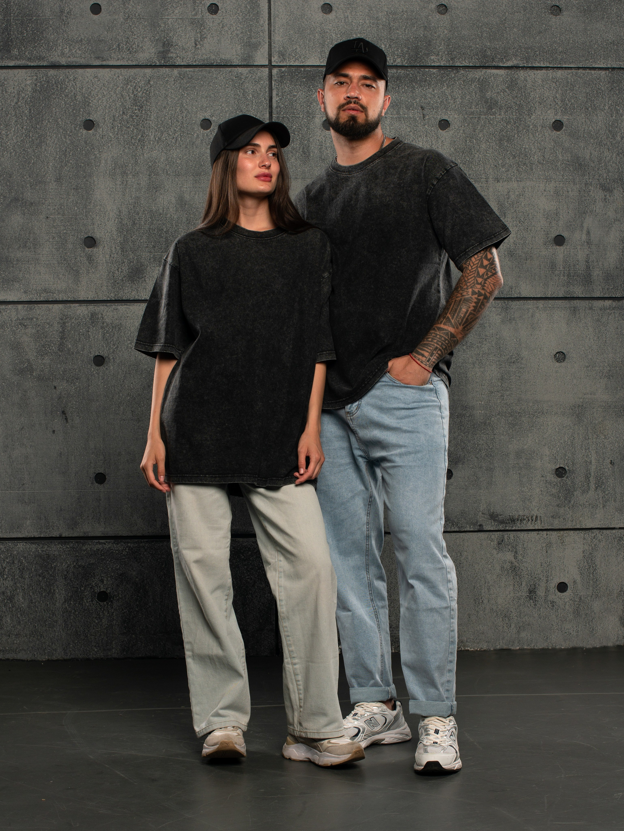 С моделью. Предметный фотограф в Санкт-Петербурге Аннет Глушак