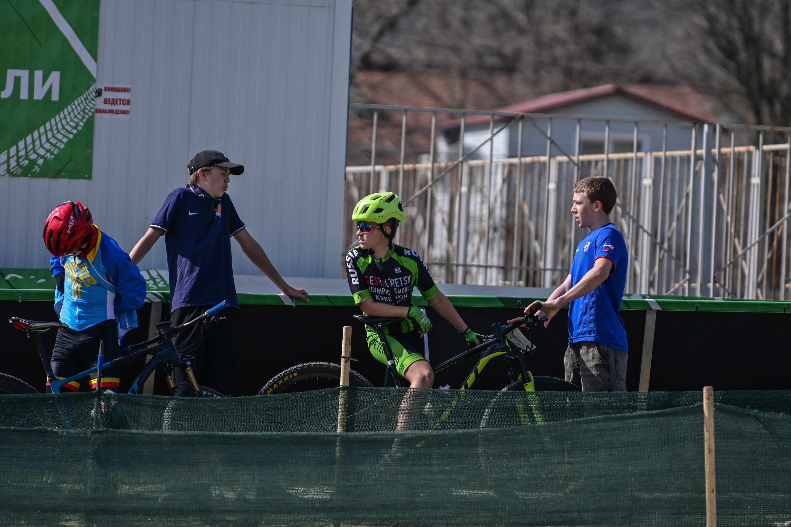 Маунтинбайк, кросс-кантри в Архипо-Осиповке 16 марта 2025. Спортивный фотограф, фотожурналист Павел Ларькин