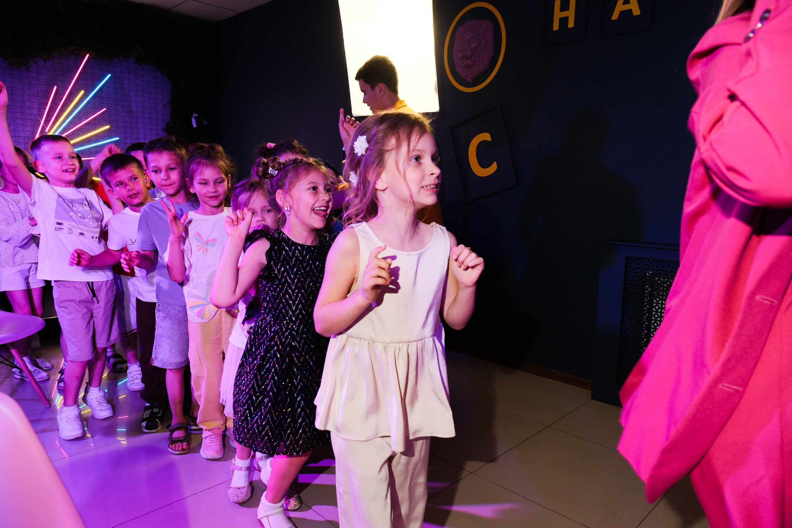 Детский сад. Выпуск. Вечер. Фотограф Анатолий Деникин