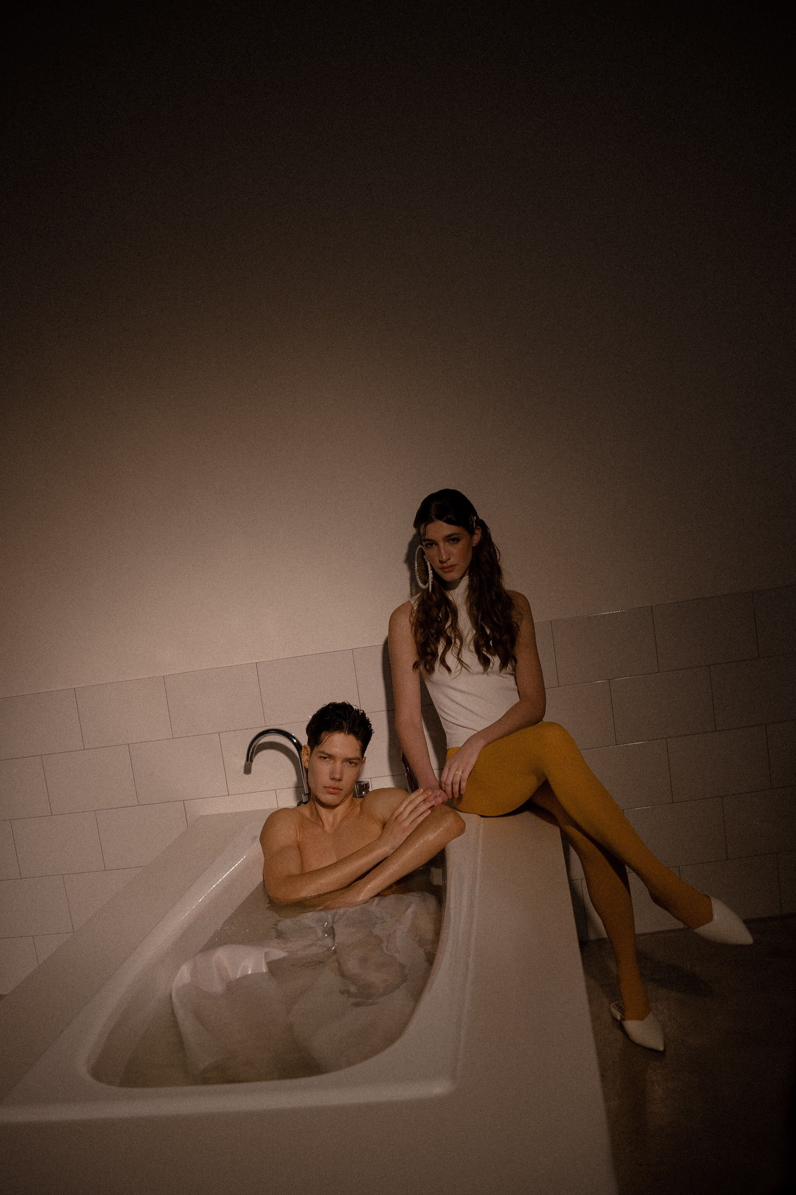 YELLOW. Кто мы?