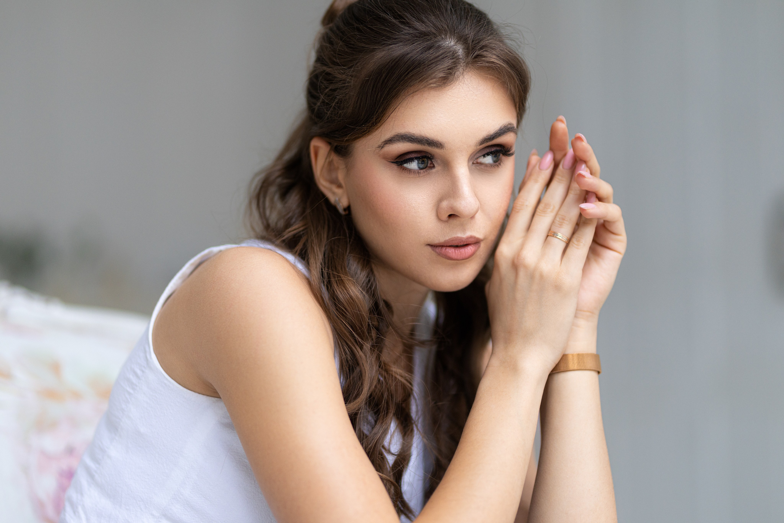 Студийная съемка с Кариной в интерьере в формате для «себя». Дмитрий Шульгин, портретный фотограф в Воронеже