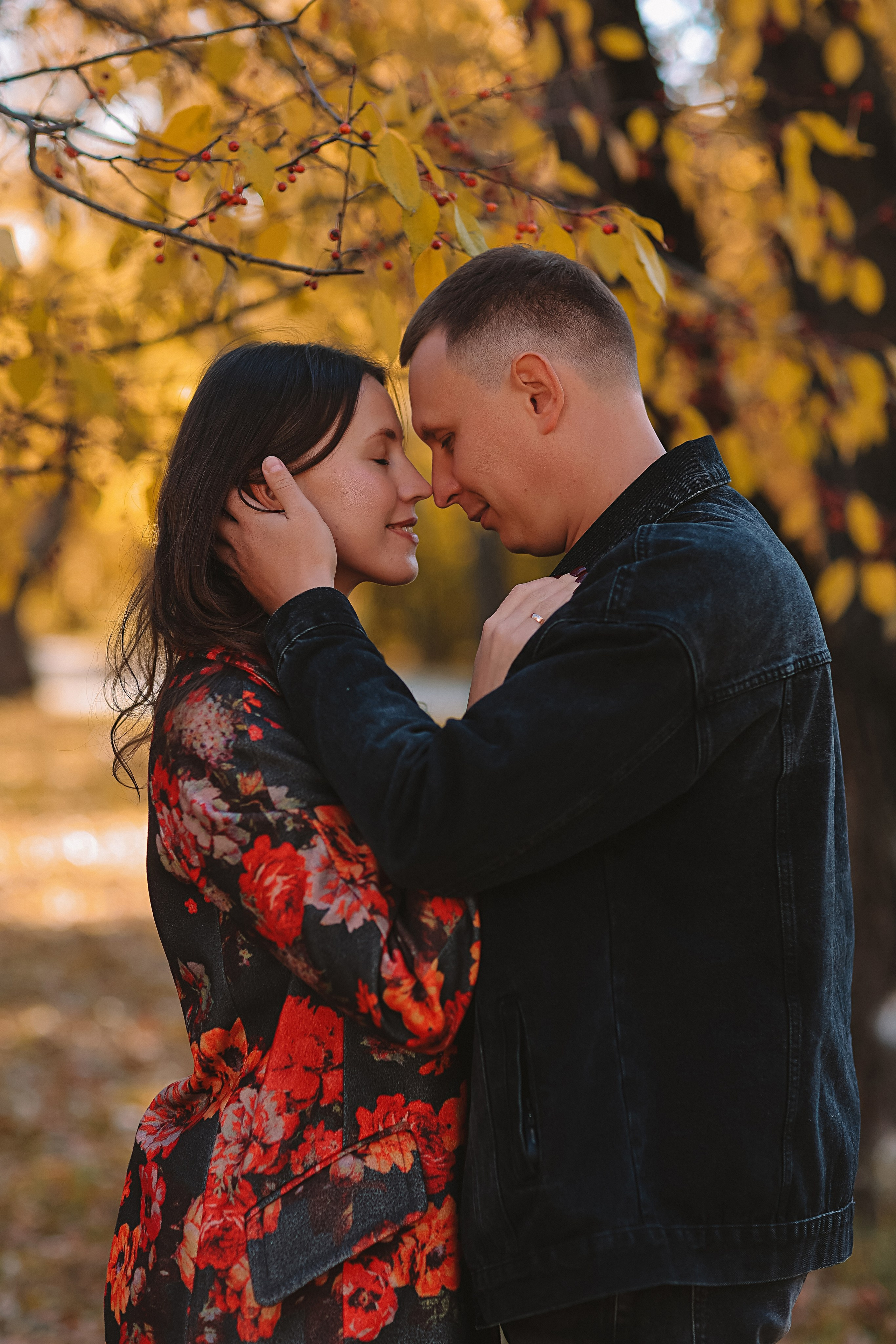 Осень. Семейный фотограф Тюмень, фотограф на роды Салмина Мария