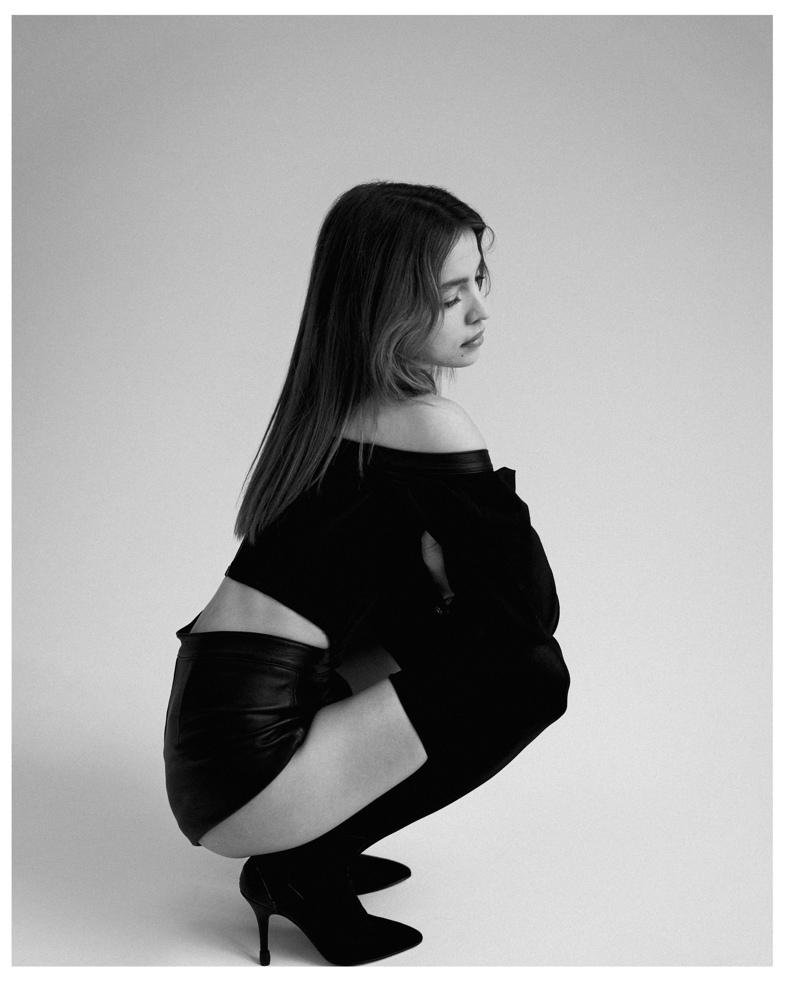 Individual in the studio. Fotographer in Vienna Ksenia Mart