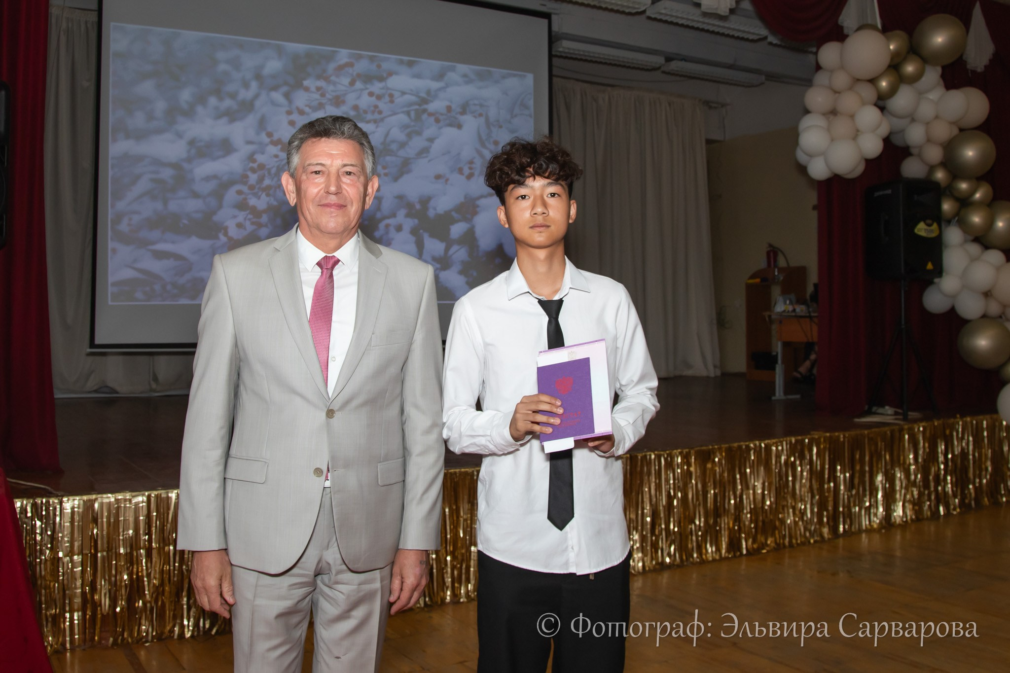 Вручение аттестатов 9 класс. Репортажный Фотограф