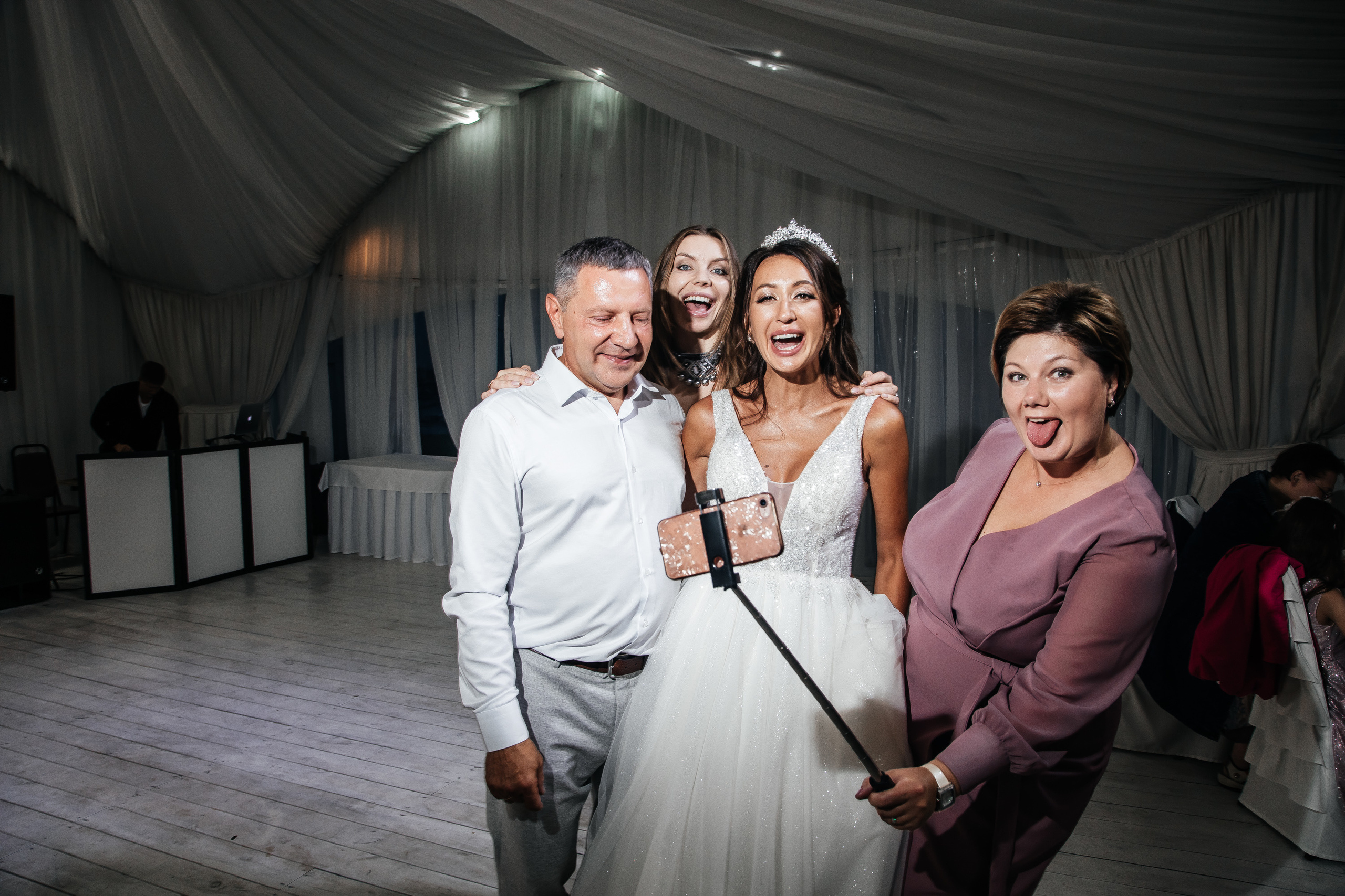 Кристина и Виталий. Свадебный  фотограф Новосибирск