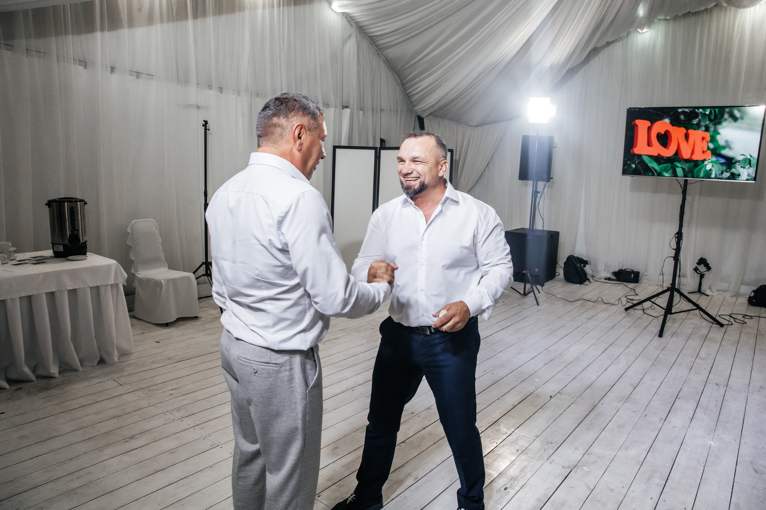 Кристина и Виталий. Свадебный  фотограф Новосибирск