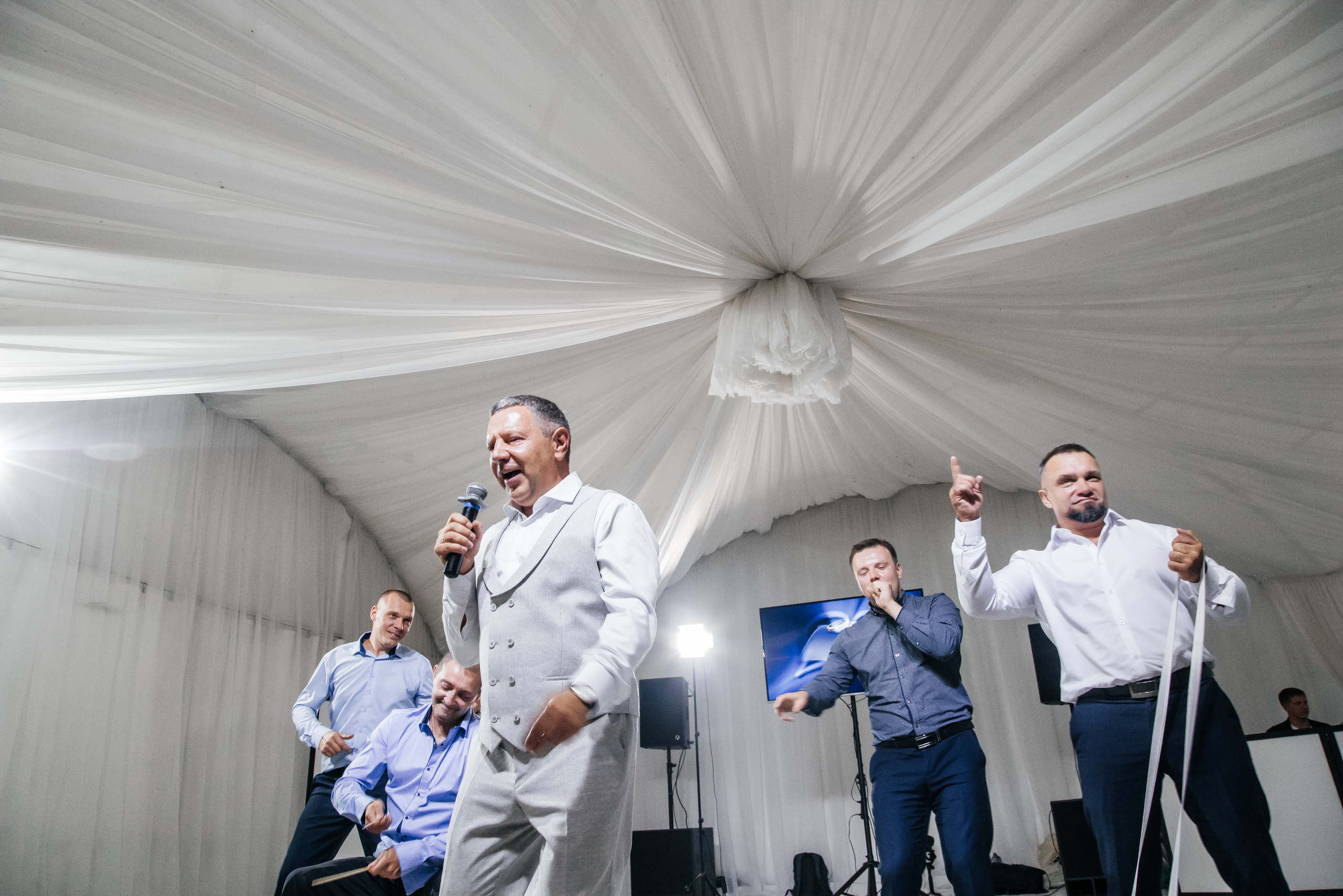 Кристина и Виталий. Свадебный  фотограф Новосибирск