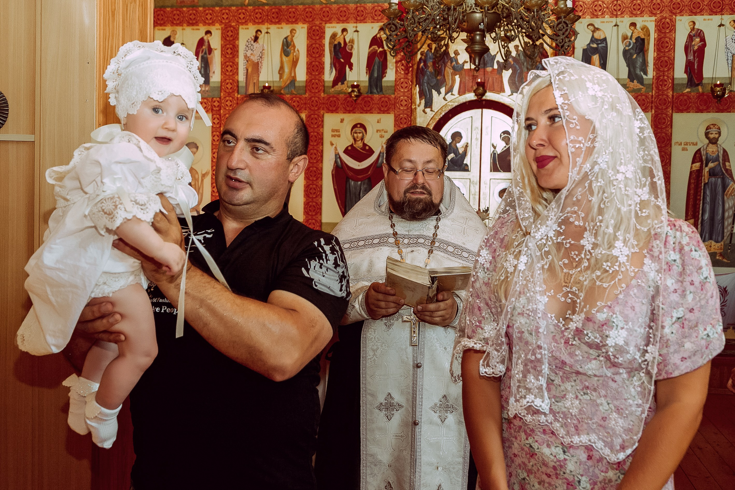 фотосессия таинства крещения в храме  Шаталово