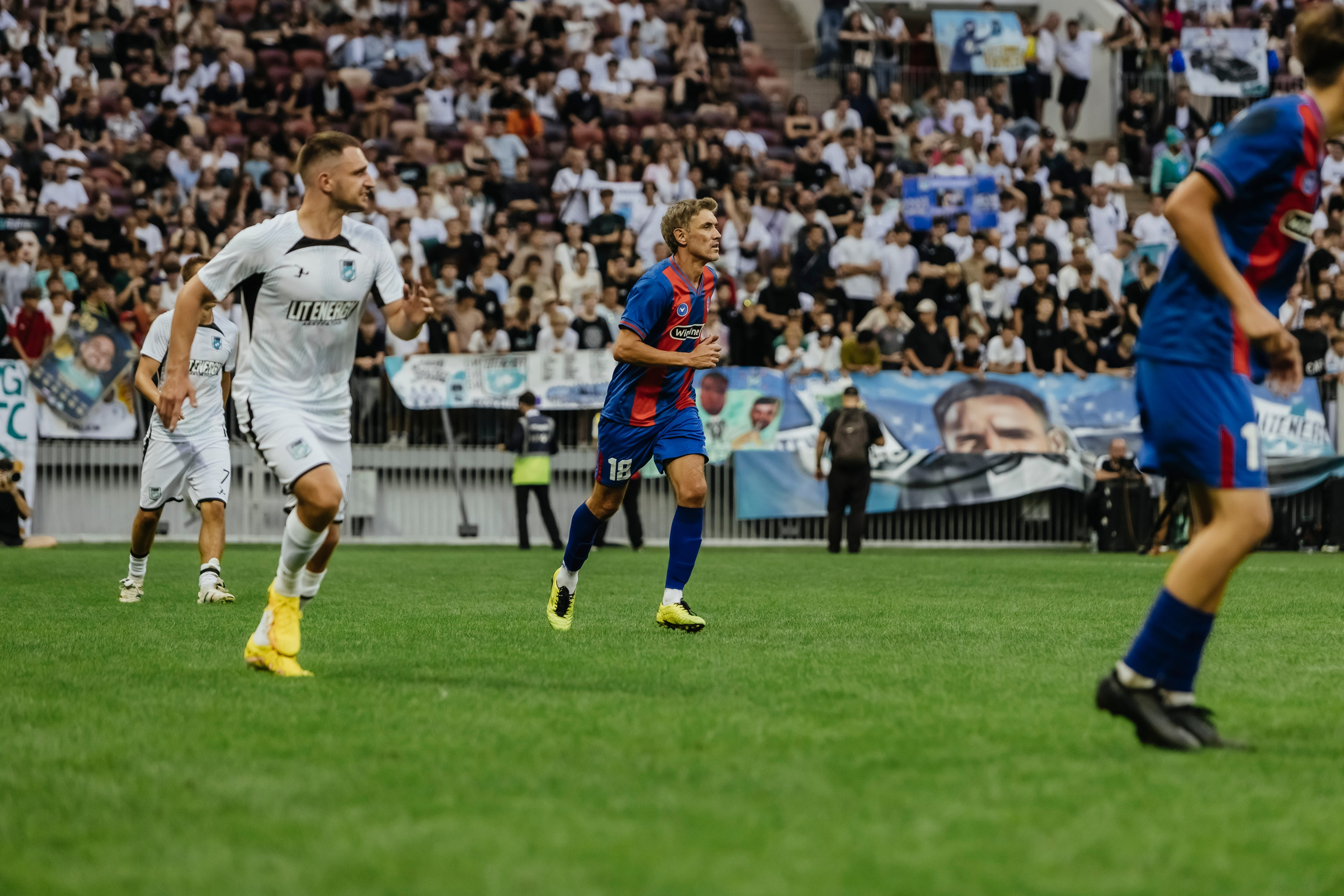 СКА Ростов-на-Дону -LIT Energy в Лужниках MFL. Репортажный, event, концертный и backstage фотограф из Москвы Виталий Кривцов