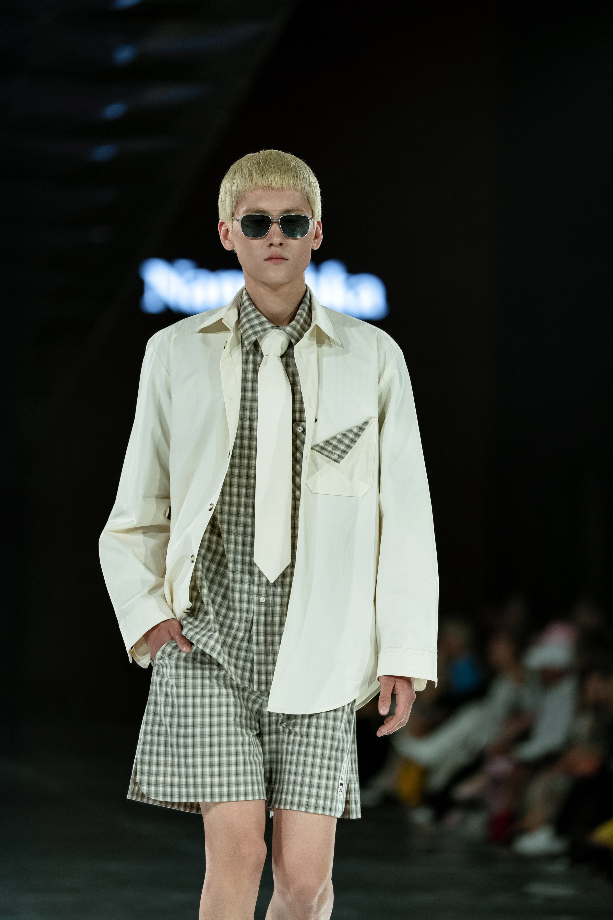 Visa Fashion Week Nanushka. Сайт Алматинского НЮ АРТ, будуар и фэшн фотографа Дениса Карпенко
