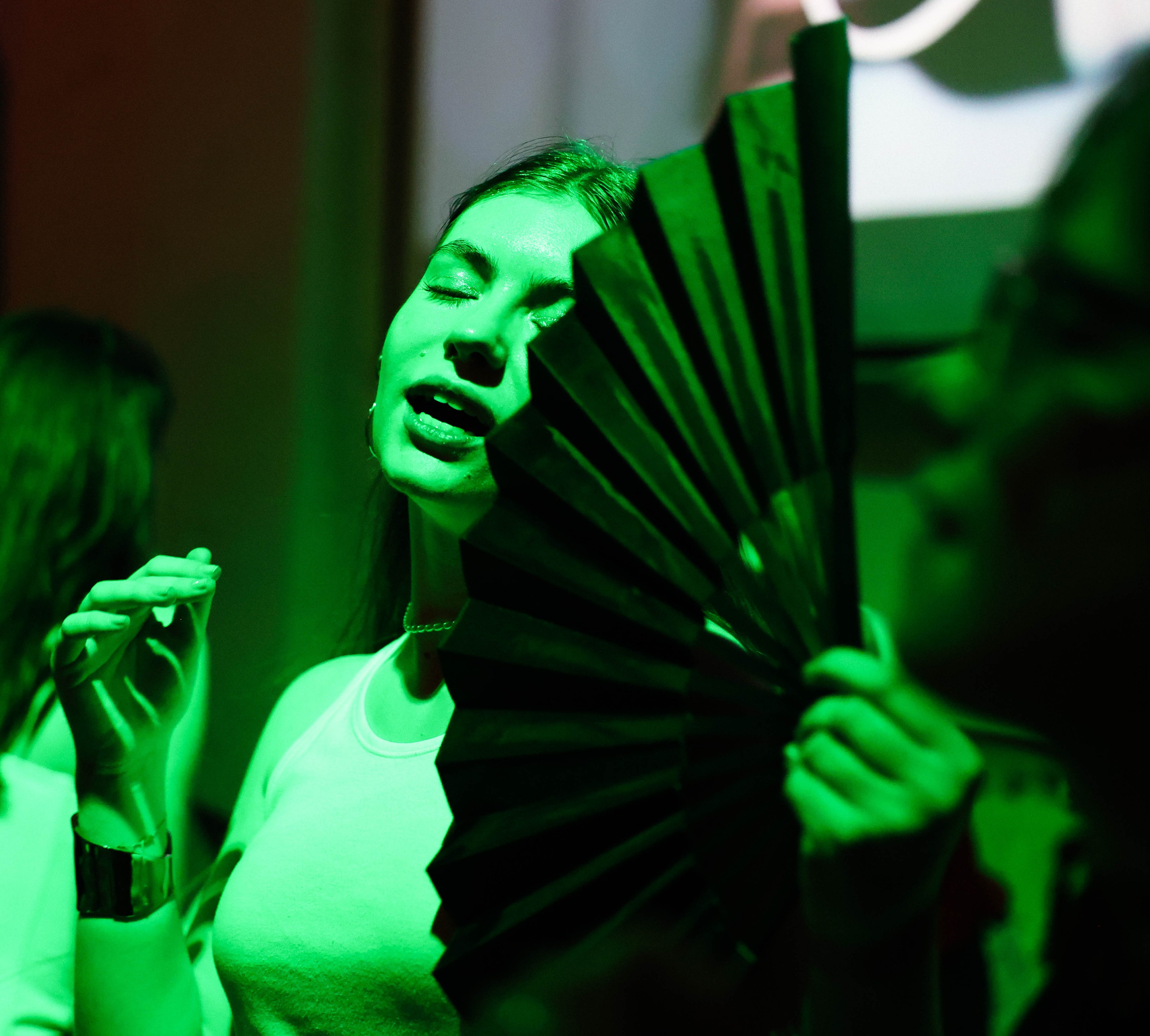 Вечеринки / вспышка. Репортажный фотограф в Москве Арина Антонова