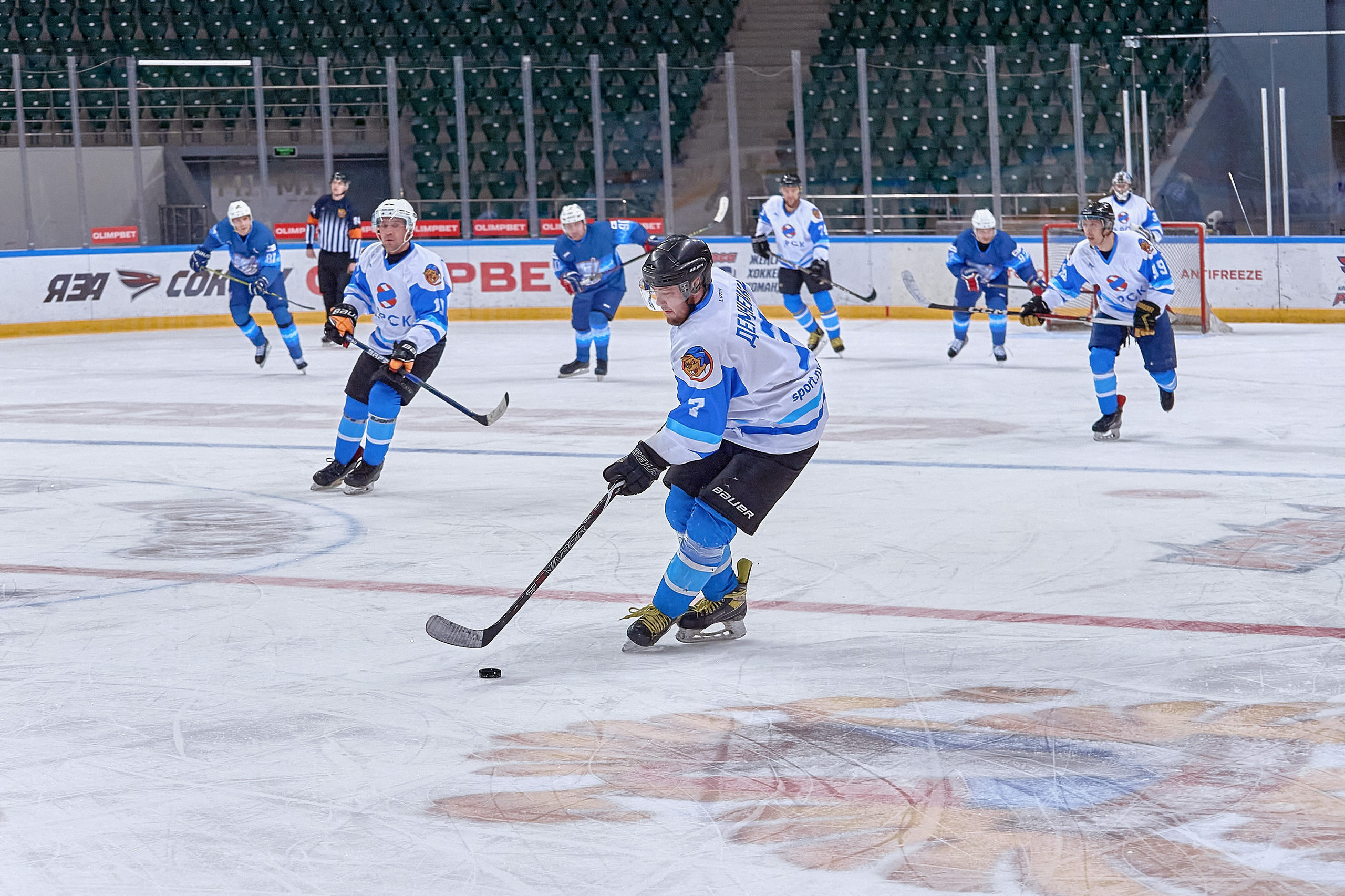Платинум Арена — Хоккей — РусГидро. Фотограф Яковлев Роман — Красноярск