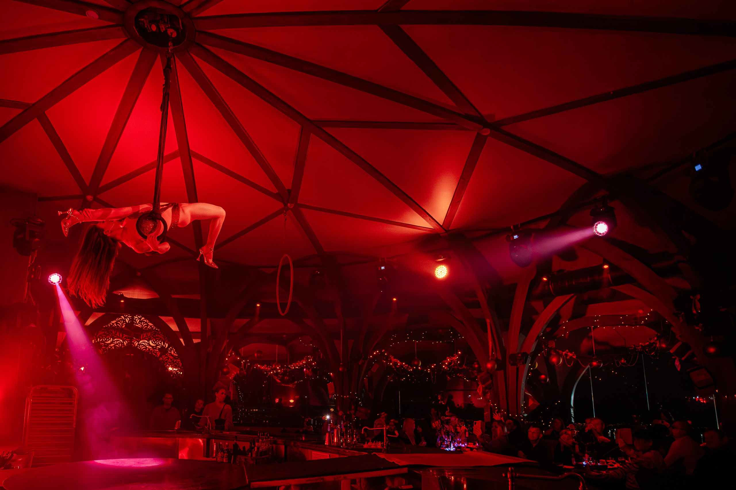 Городской корпоратив в PTIZZA_Ялта_29.12.2025. Аминов Руслан | Фотограф