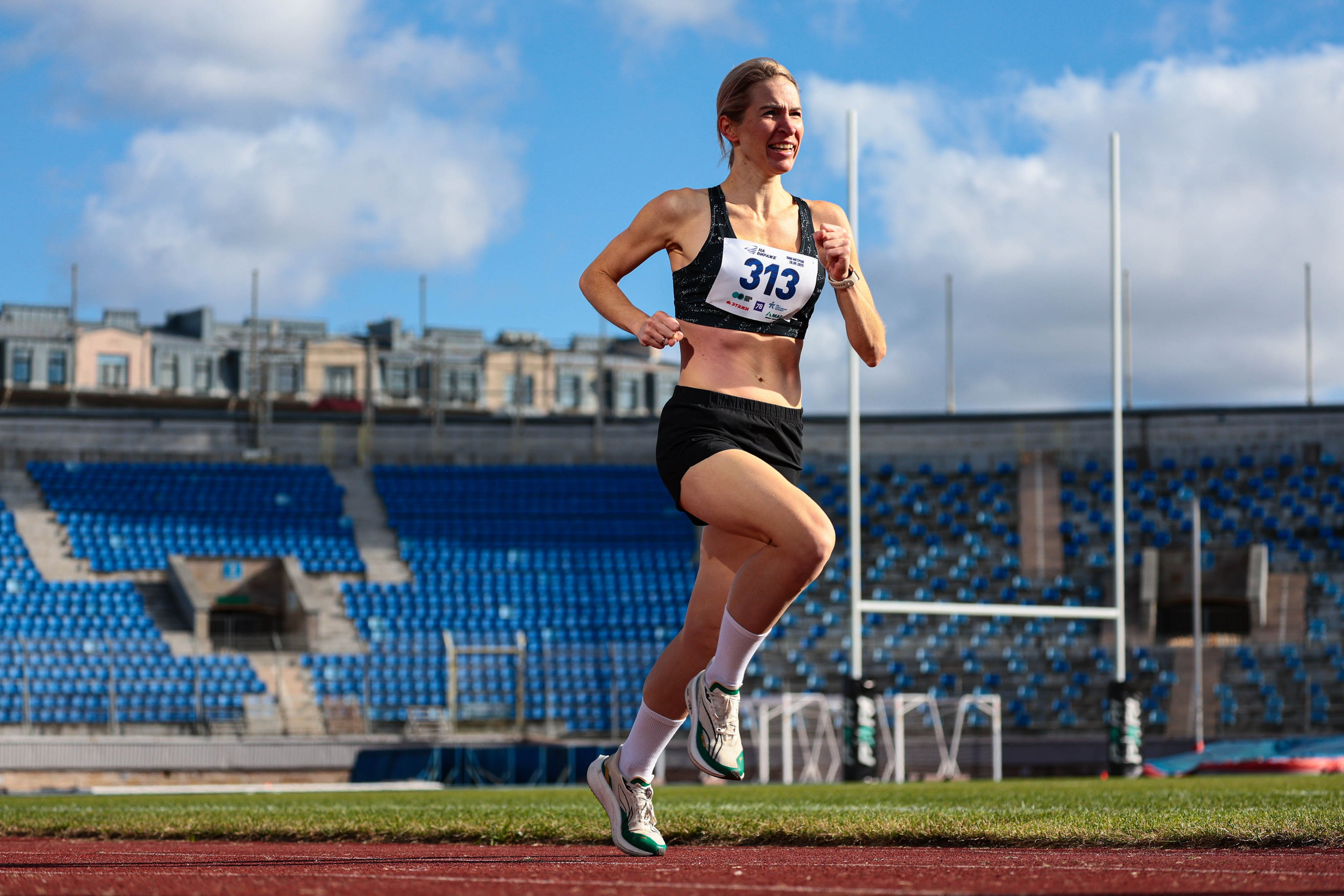 На вираже 2025. Спортивный фотограф в Санкт-Петербурге Илья Vacool