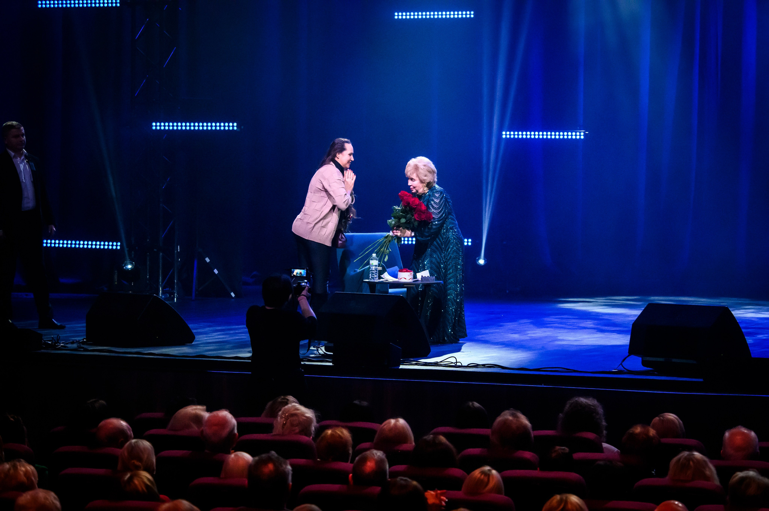 Лариса Рубальская — КЗ «Москва», Остров мечты. Бренд-фотограф для экспертов и блогеров в Москве Влада Горбовская