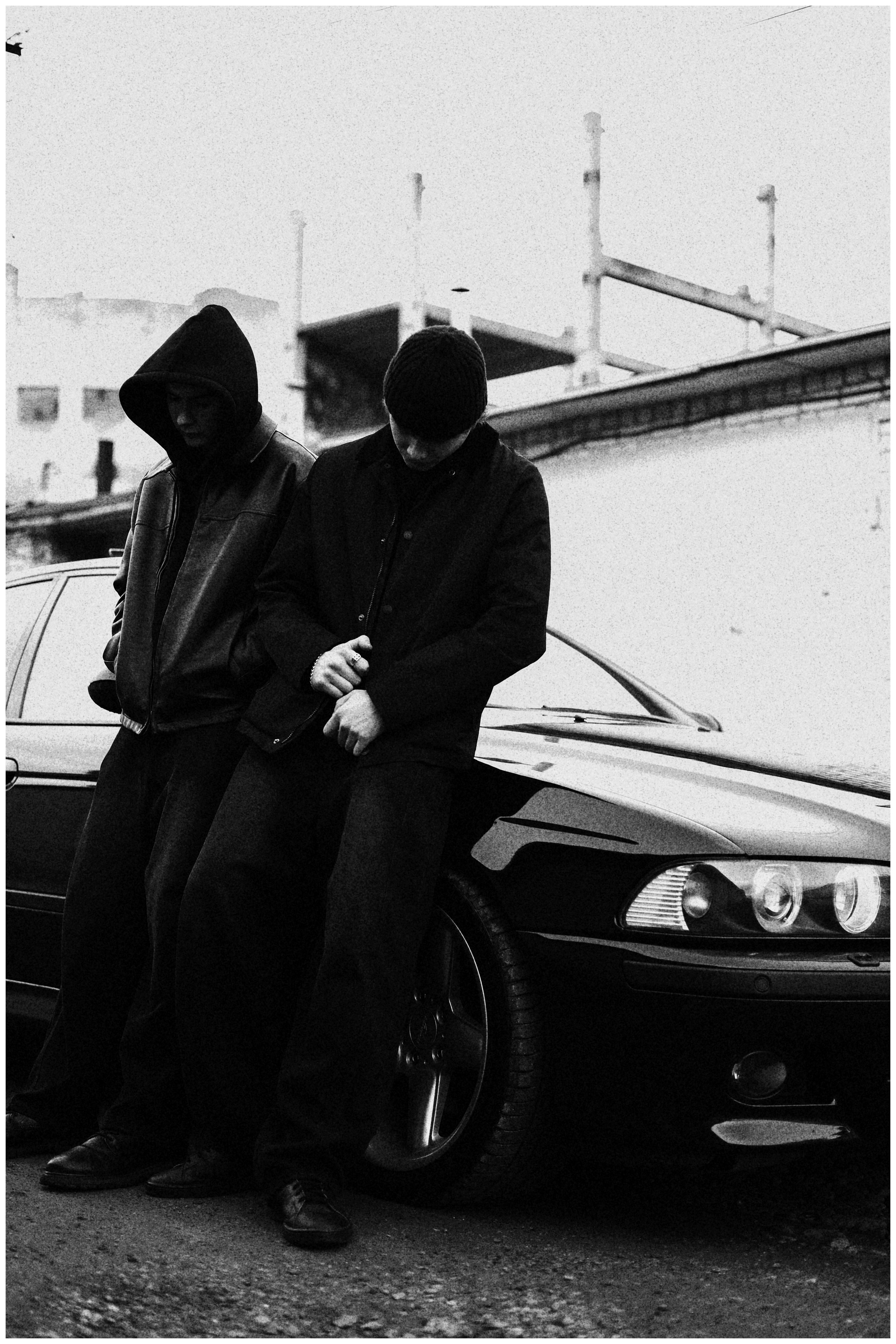 Богдан и Михаил. Портретный фотограф в Орле. Готовые фото за 3 дня! Помощь в позировании. Советы по организации