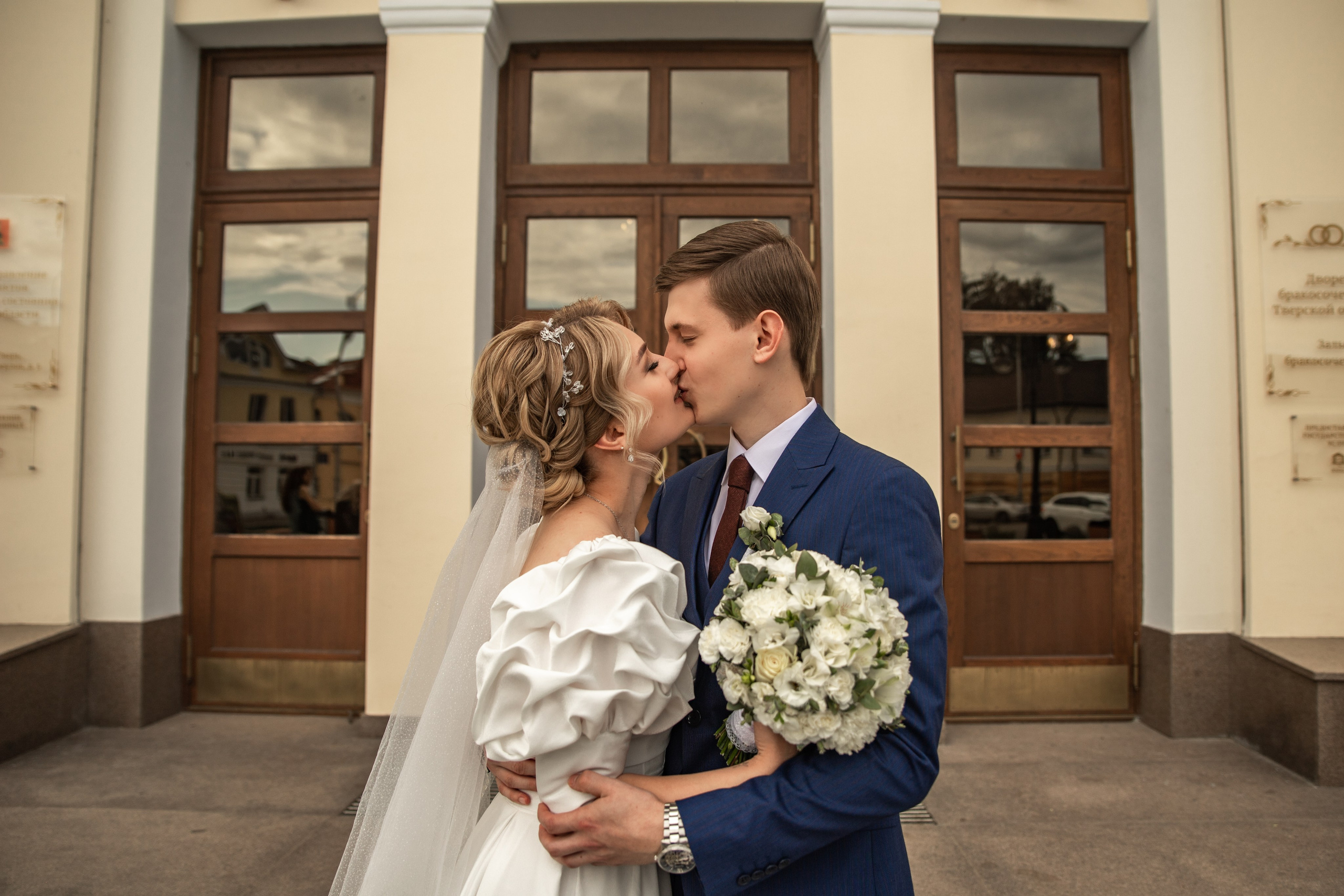 Свадебная съемка. Семейный свадебный интерьерный фотограф Тверь Санкт- Марина Свистунова