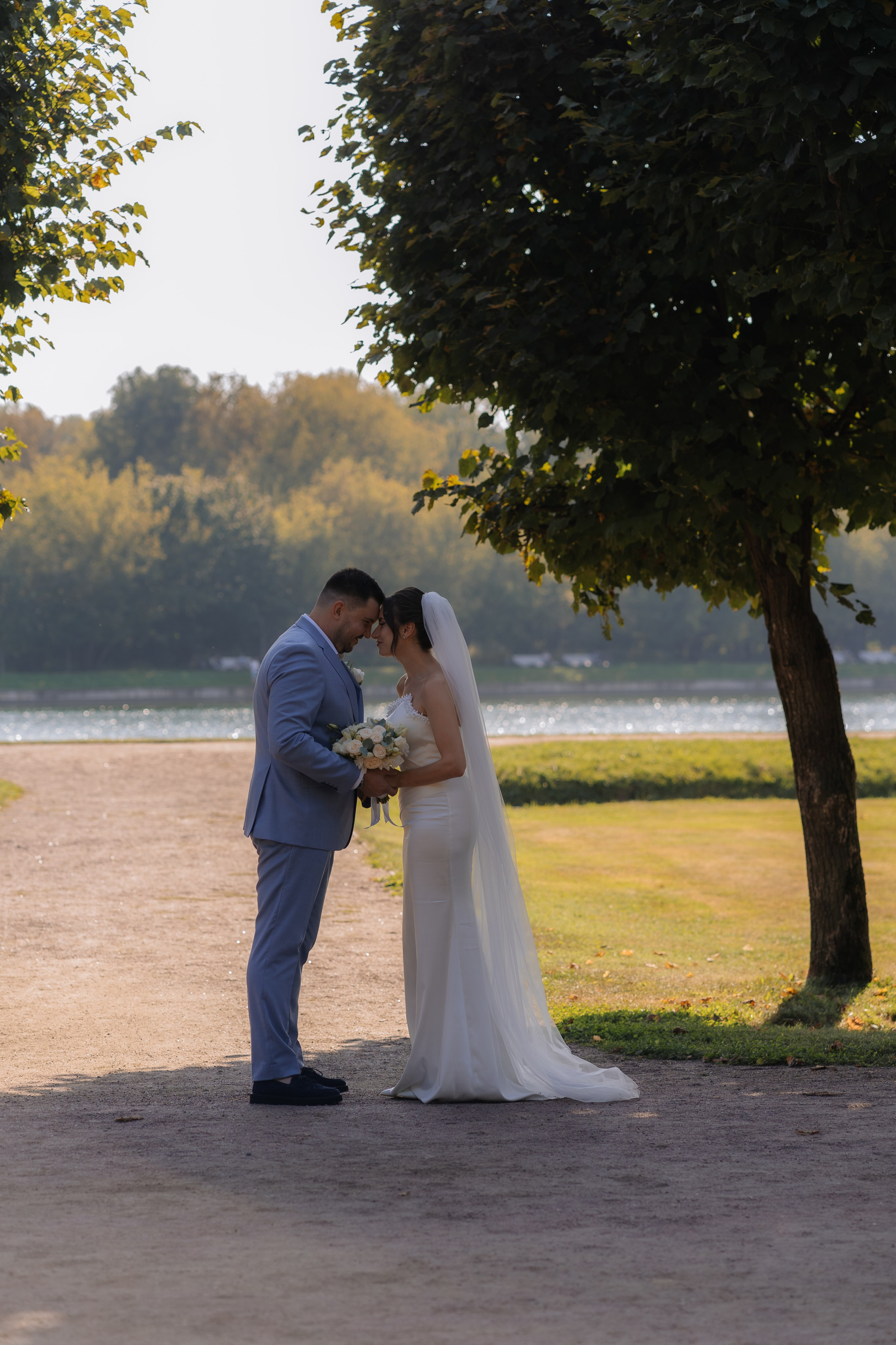 Свадебная фотосессия в Москве, парк Кусково. Свадебный фотограф в Москве Анна Полушина
