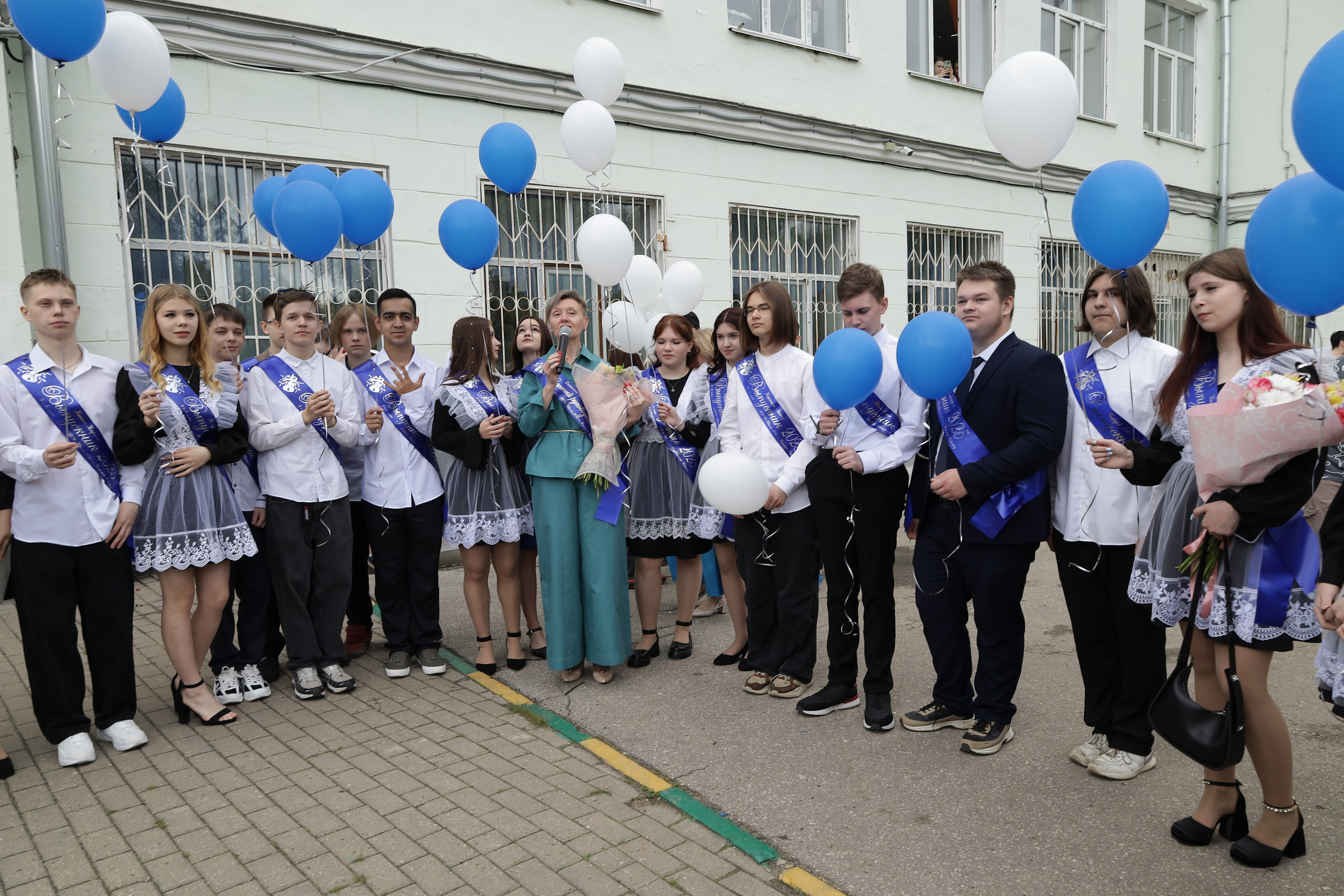 Последний звонок. Фотограф Надршина Лилия