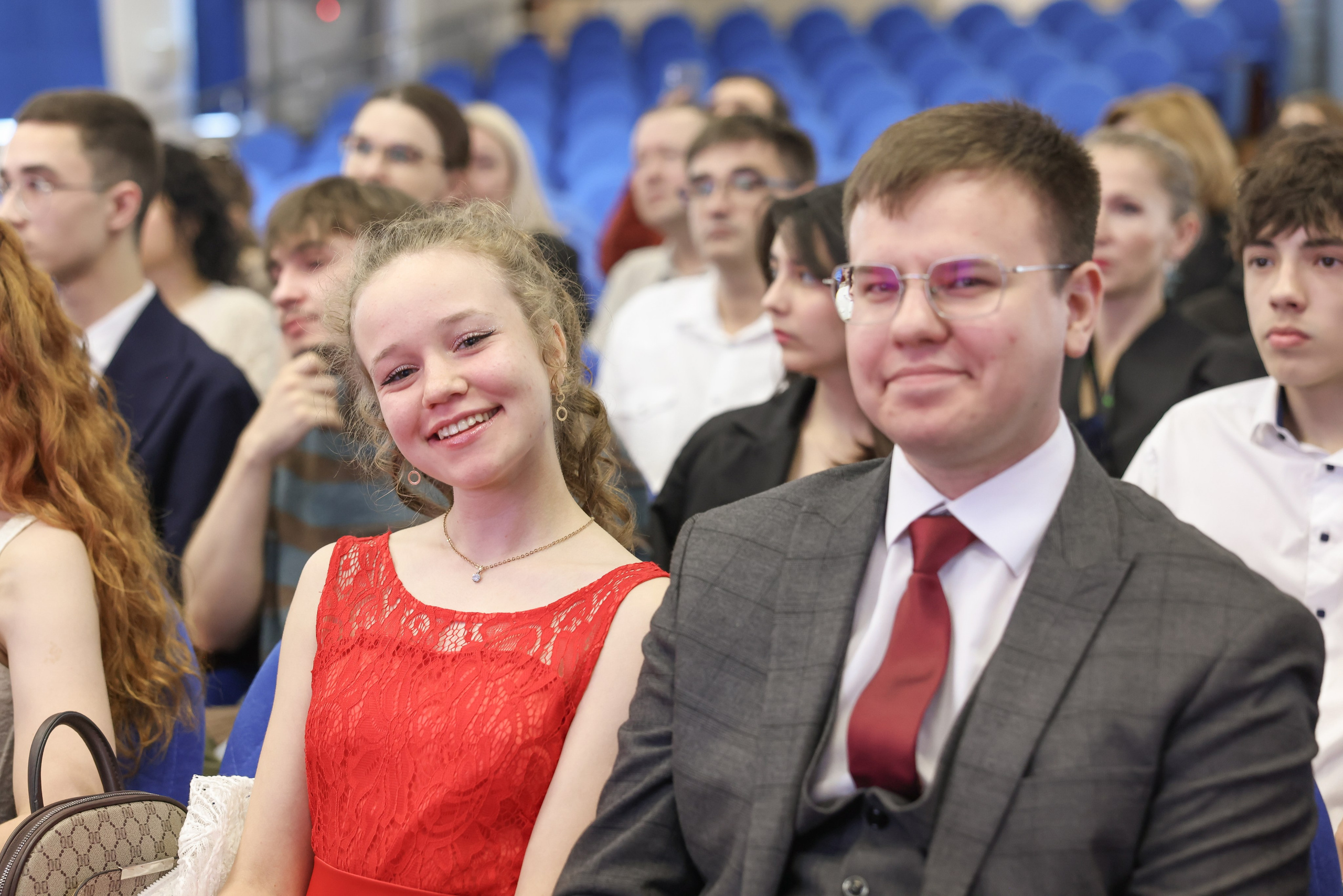 Вручение аттестатов Школа. Профессиональный фотограф Ирина Тиличеева