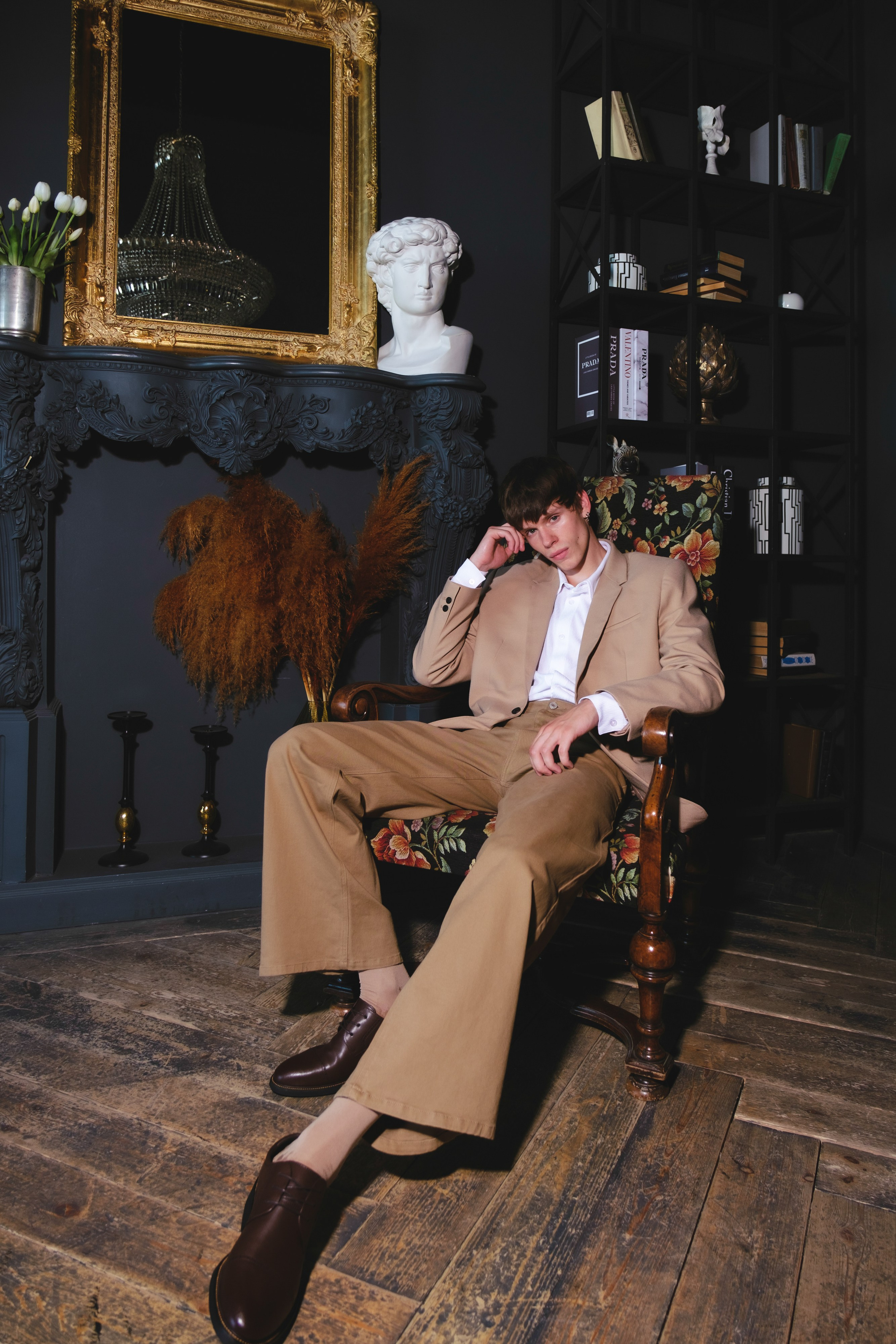 Буржуазия. Мари — фотограф и видеограф из Москвы