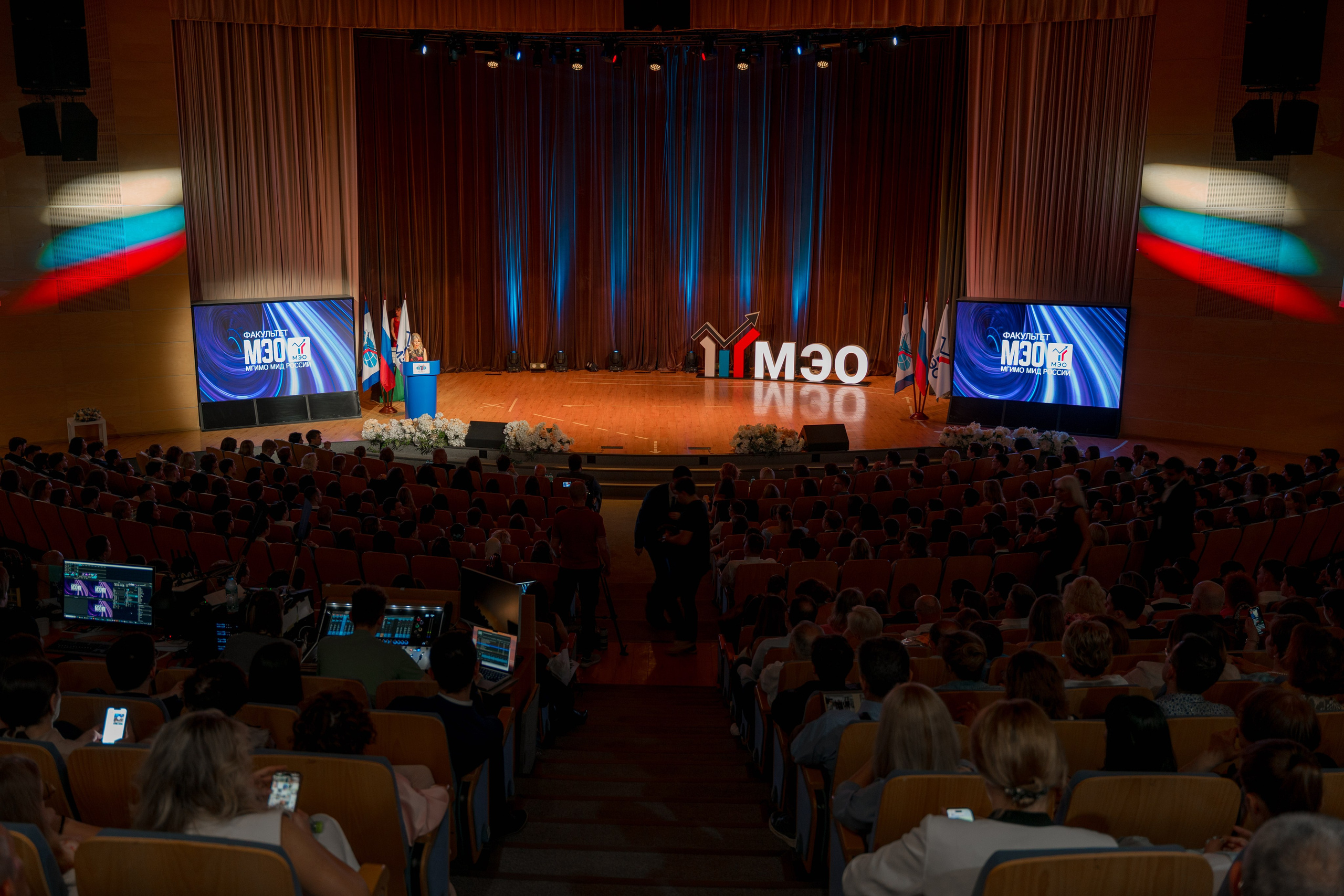 Вручение дипломов МЭО МГИМО / репортаж. Фоттéтика / фотоагентство в москве / фотограф москва