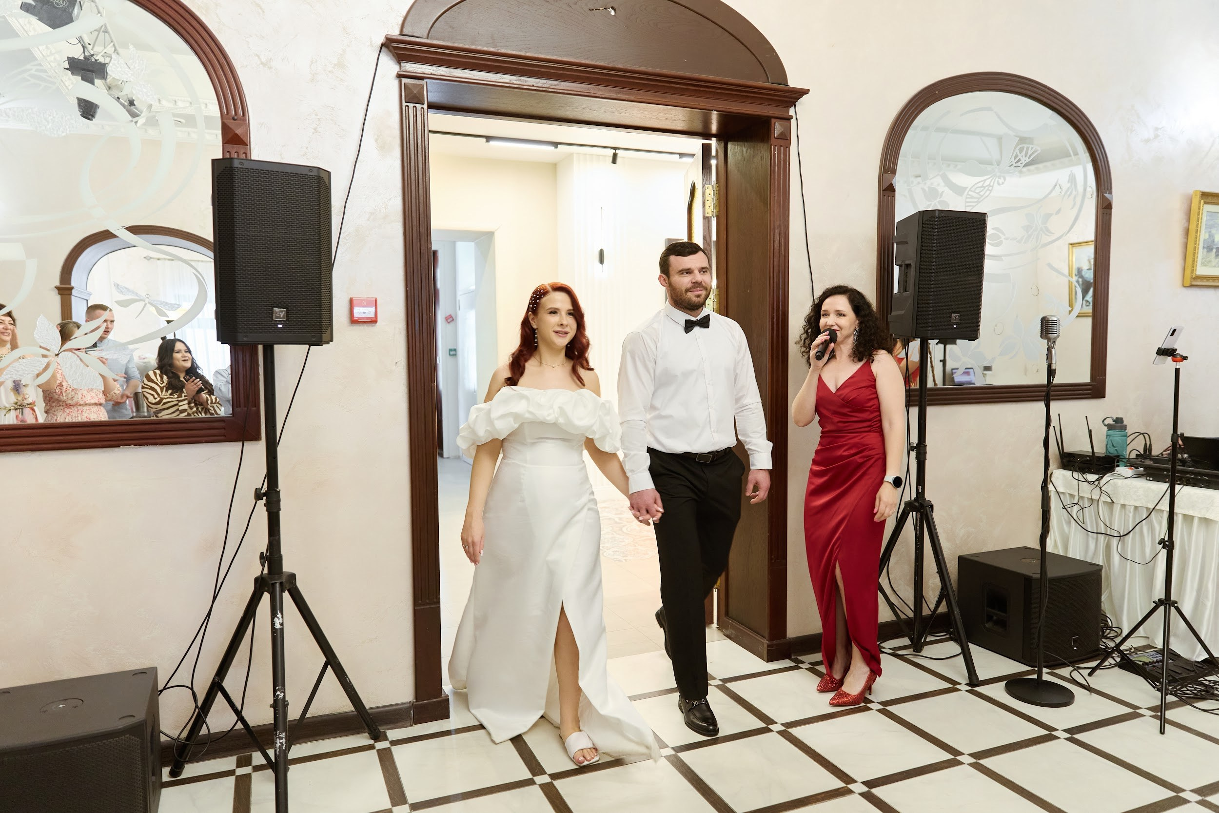 Свадьба Невеста Ведущая. Свадебный ведущий в Москве Саксофон на свадьбу