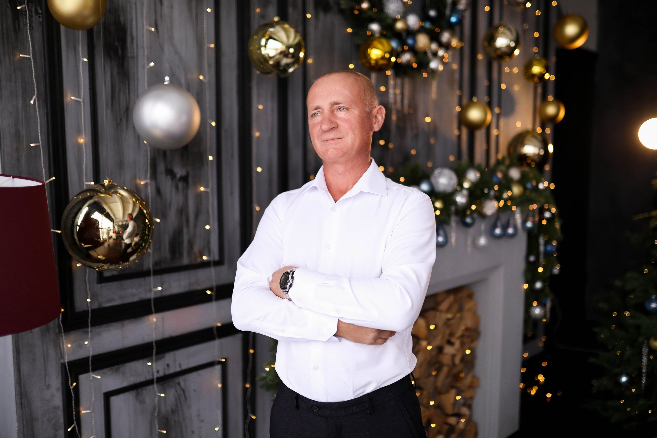 Семейная фотосессия в зале Вуд и Лофт. ФОТОГРАФ ХАБАРОВСК АНАСТАСИЯ РАЧЕНКОВА