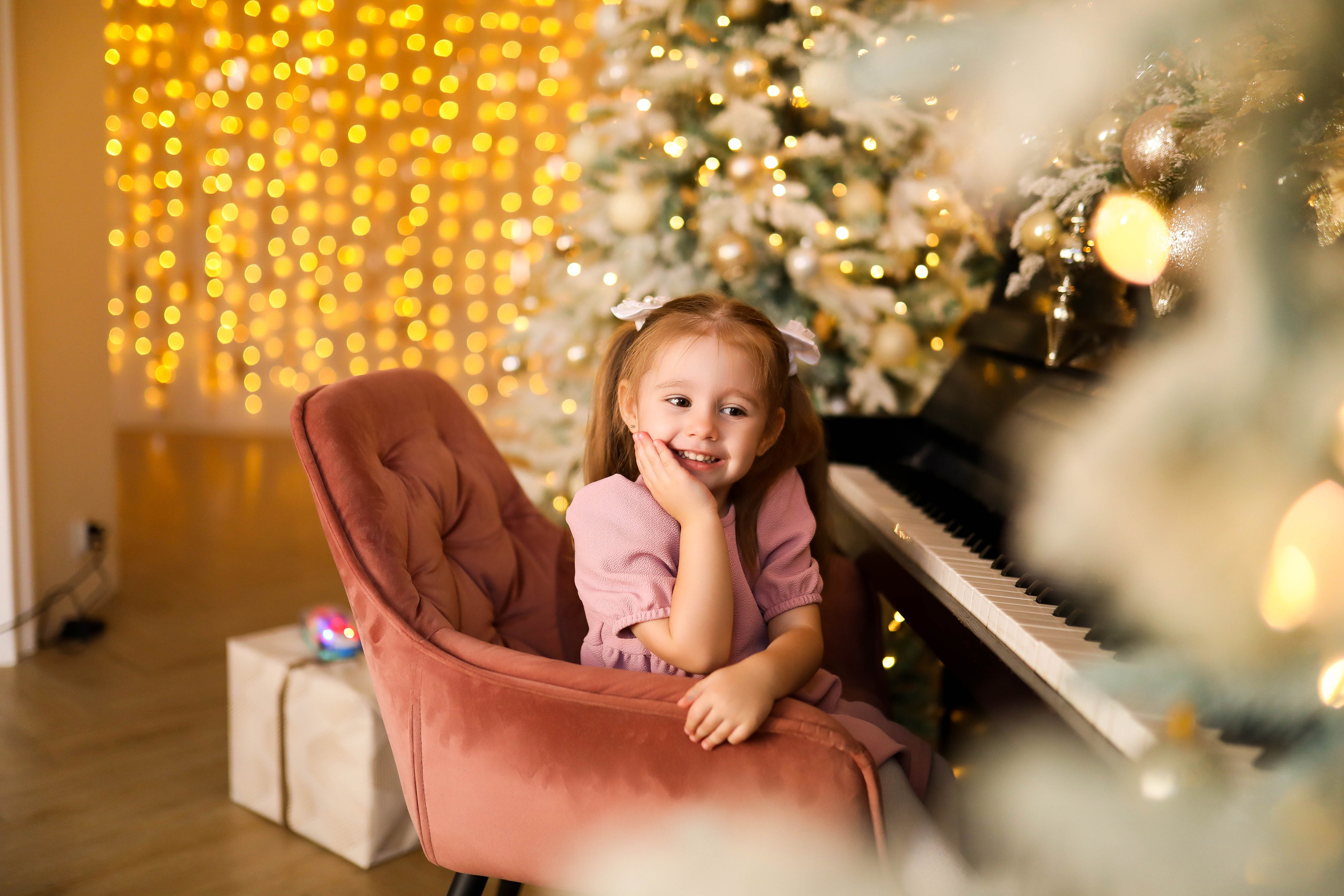 Семейная фотосессия в зале Париж. ФОТОГРАФ ХАБАРОВСК АНАСТАСИЯ РАЧЕНКОВА