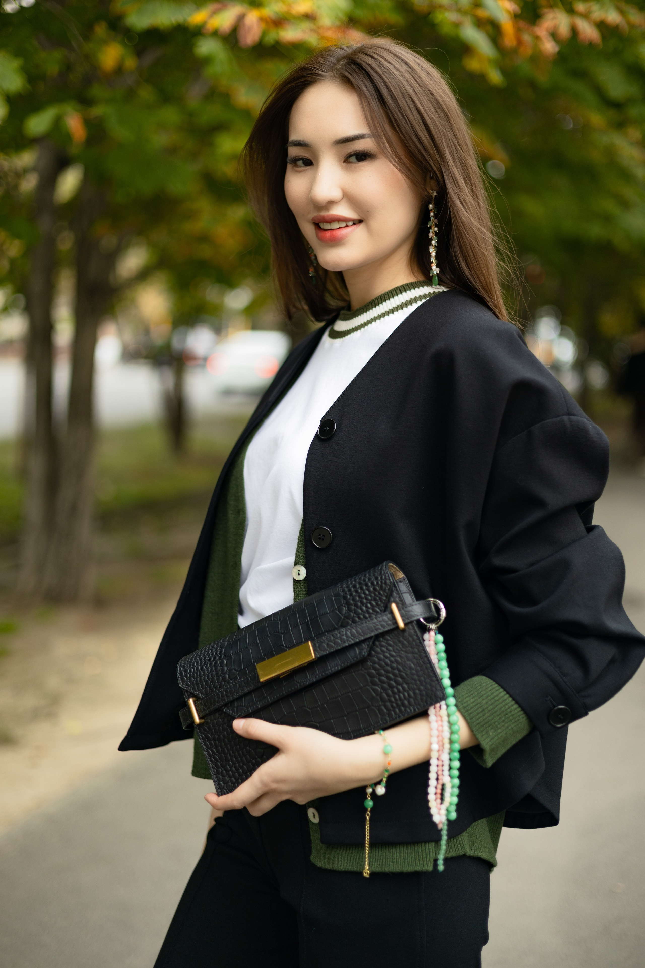 Портретная фотосессия в Алматы — индивидуальный портрет в студии. Фотограф Алматы