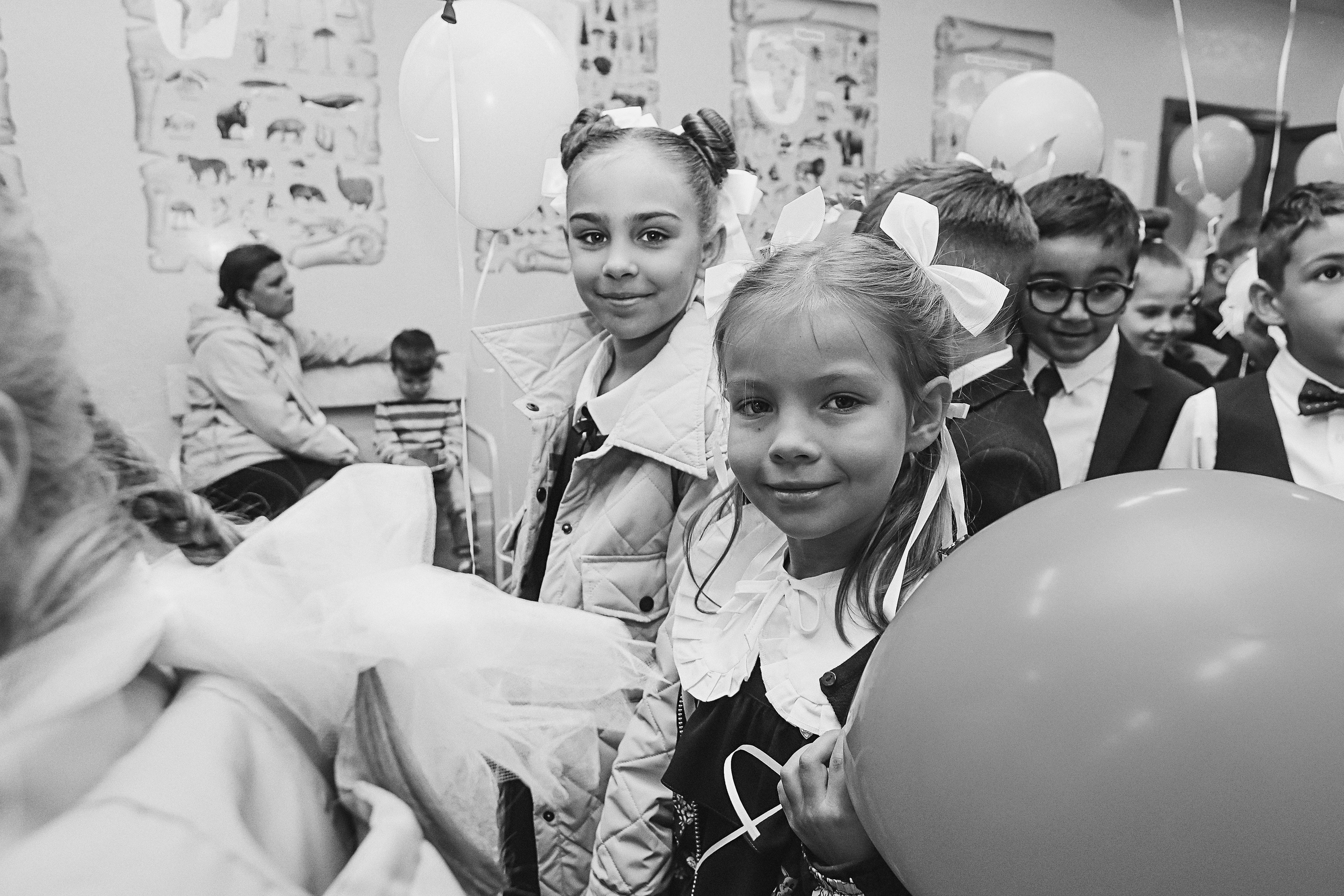 1 сентября линейка+кл час+портреты. Семейный фотограф Тюмень, фотограф на роды Салмина Мария