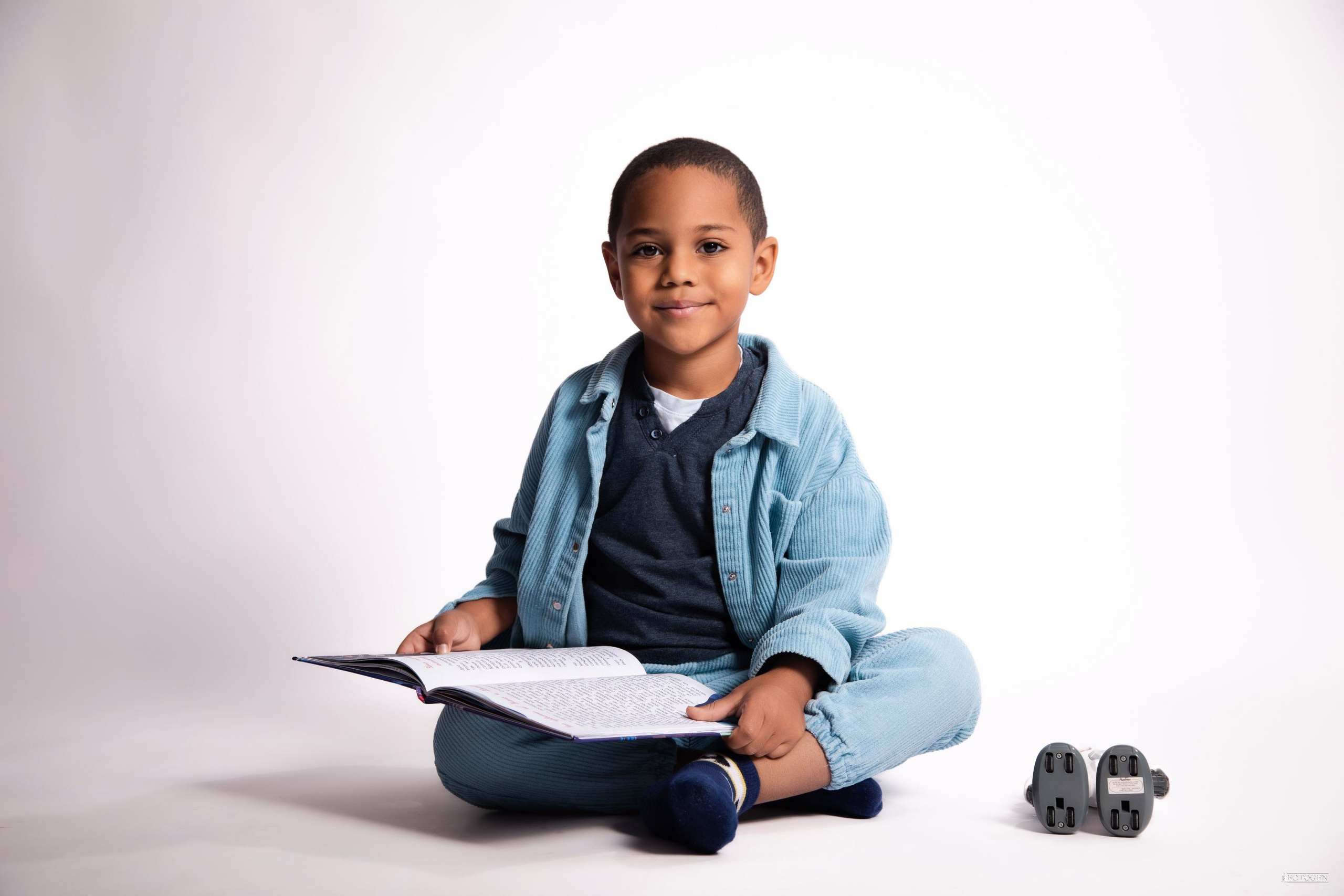 Фотосессия Мальчиков до 6 лет в Студии — Fotogen. Интерьерная фотостудия FOTOGEN г. Краснодар