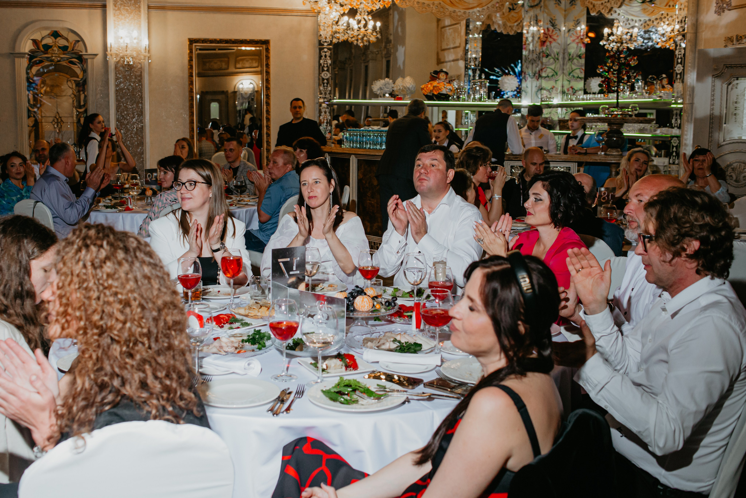 Выпускной. 11 лицей. Фотограф в Челябинске Ополихина Анна