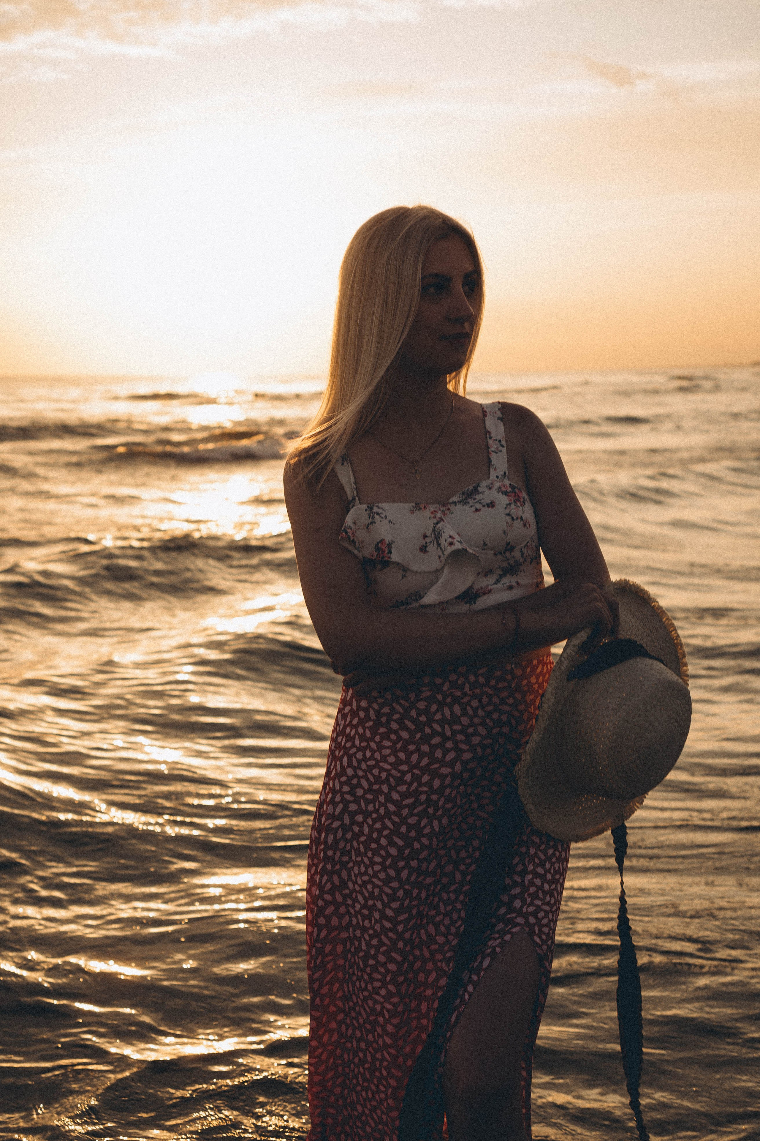 Июльский вечер на берегу черного моря. Профессиональный фотограф, Санкт-Петербург — Виктория Богомолова