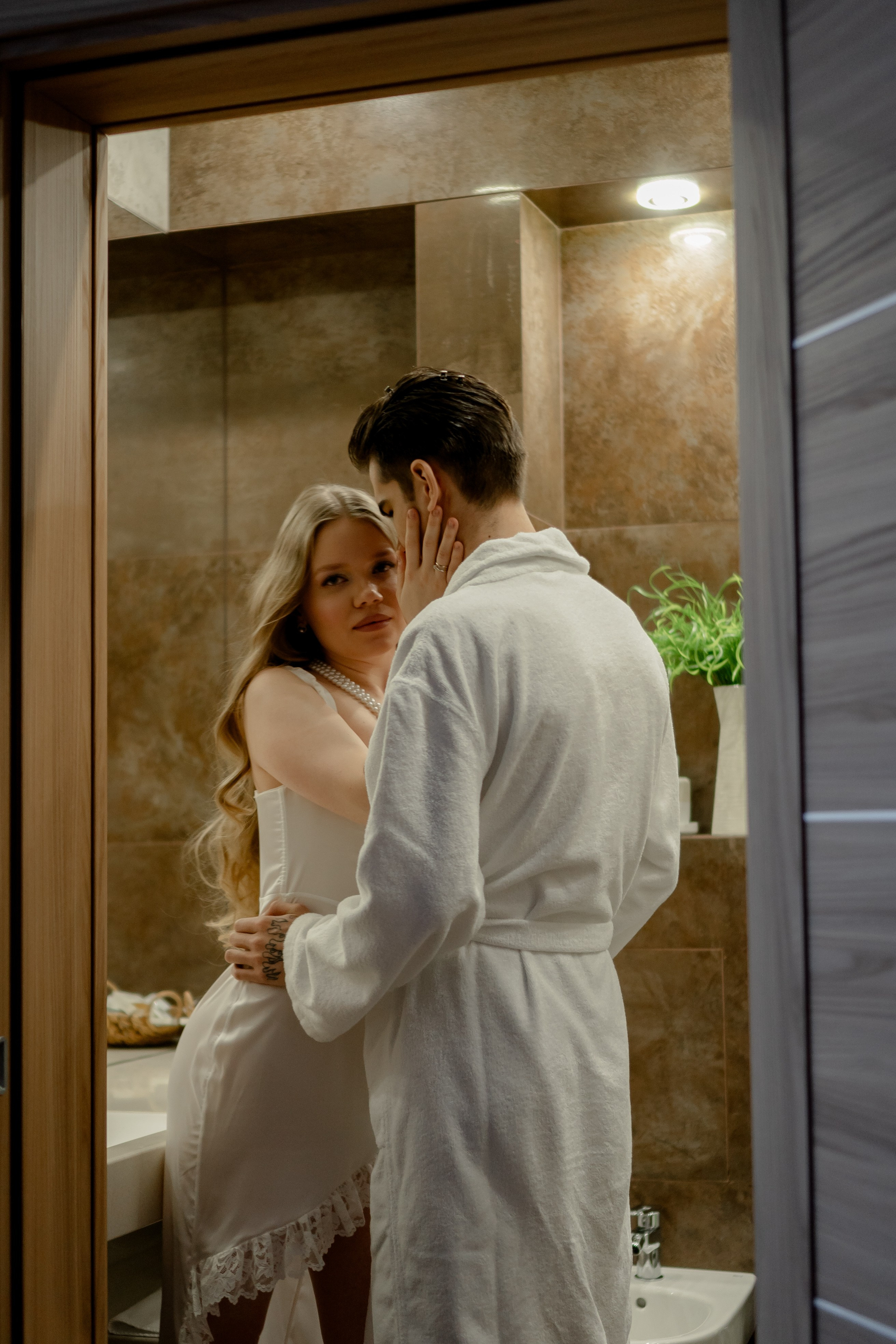 СБОРЫ ПЕРЕД СВАДЕБНЫМ ДНЕМ (СНЯТО В СИБИРЕ В НИЖНЕВАРТОВСКЕ). Профессиональный фотограф, Санкт-Петербург — Виктория Богомолова