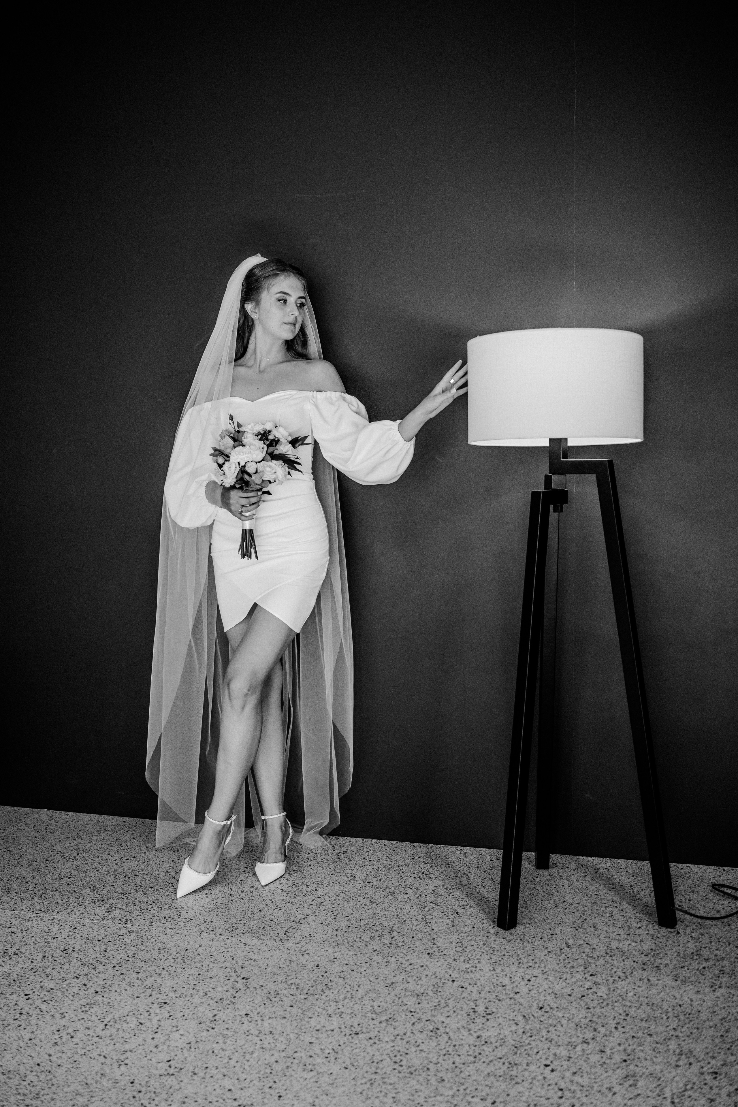 Свадебная прогулка. Эвелина и Дмитрий. Свадебная фотография. Арина Рубах