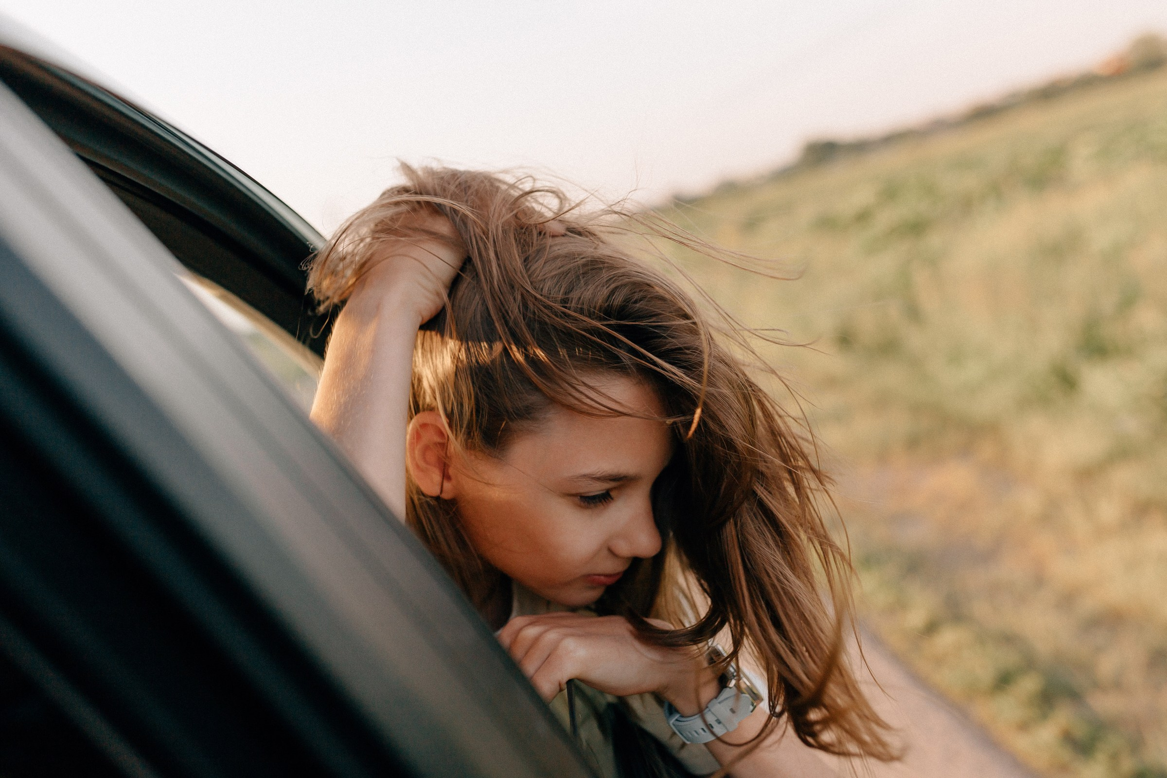 Летящие волосы. Юлия. Июнь 2025. Фотограф Пермь. Свадьбы. Семья и дети, школа, д. сад. Фотокниги