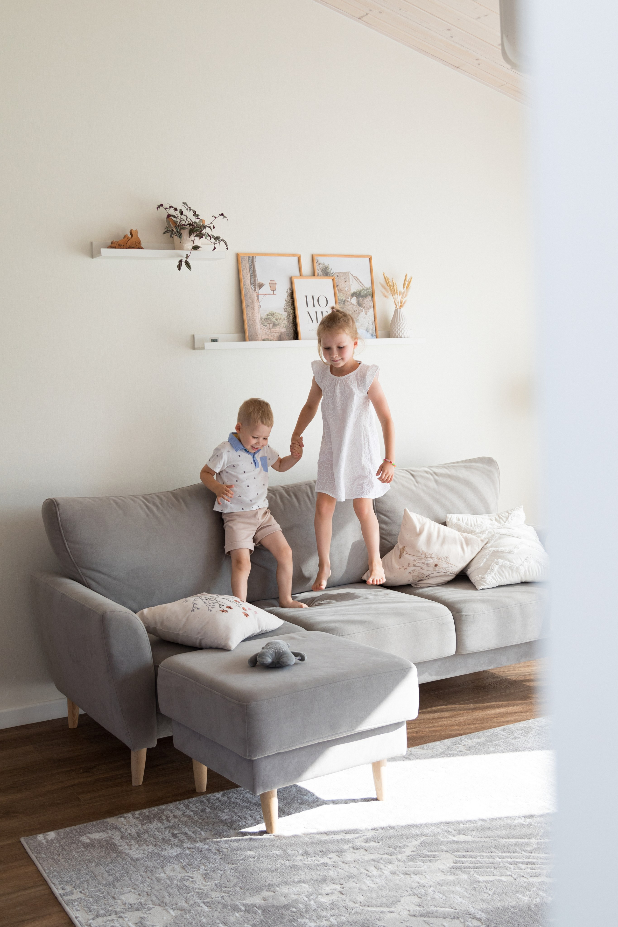 Семейная фотосессия дома. Детский и контент фотограф Надя Волкова Санкт-Петербург