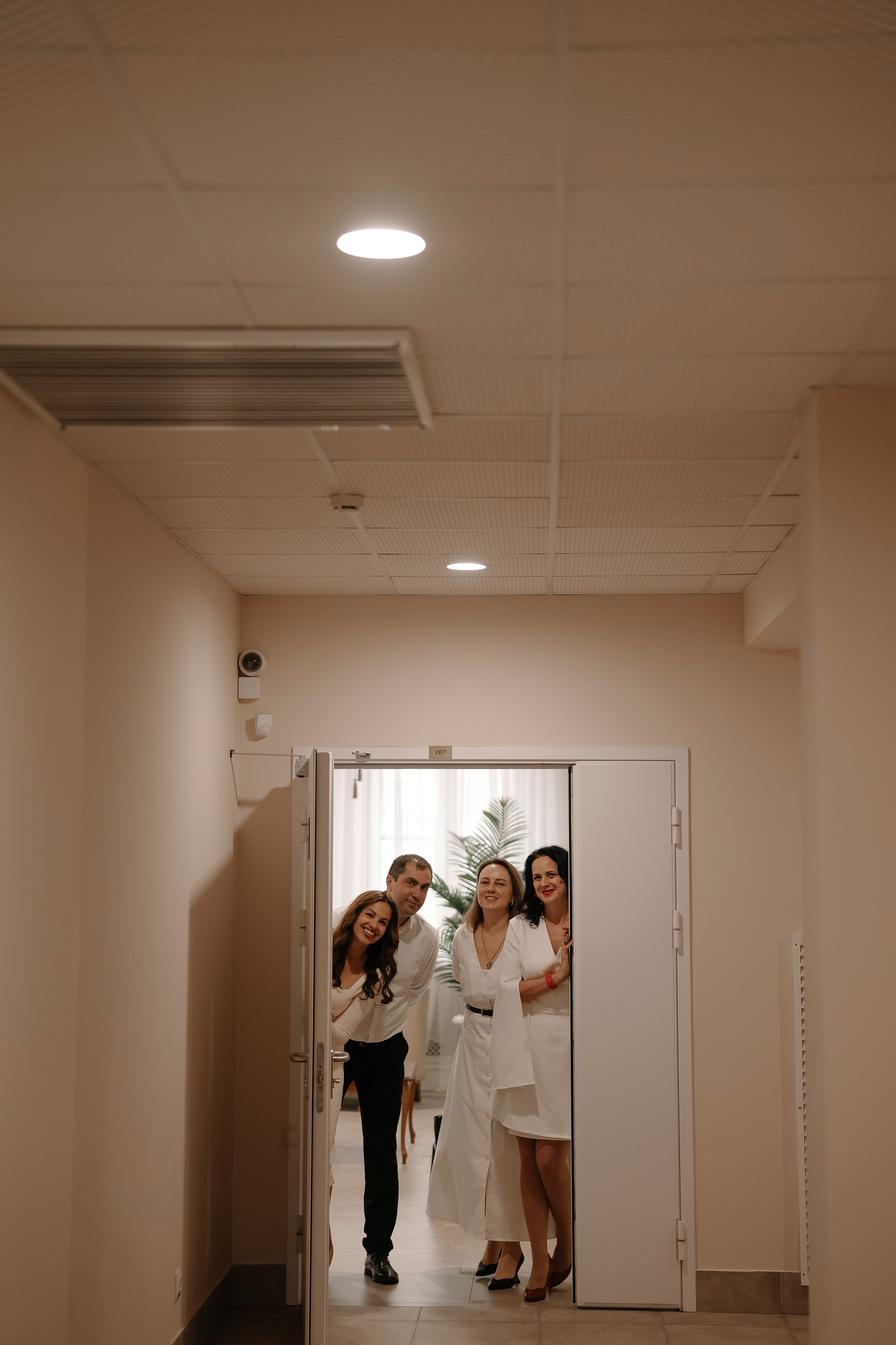 Дождь и поцелуи. Свадебный и семейный Фотограф Денис Кошель