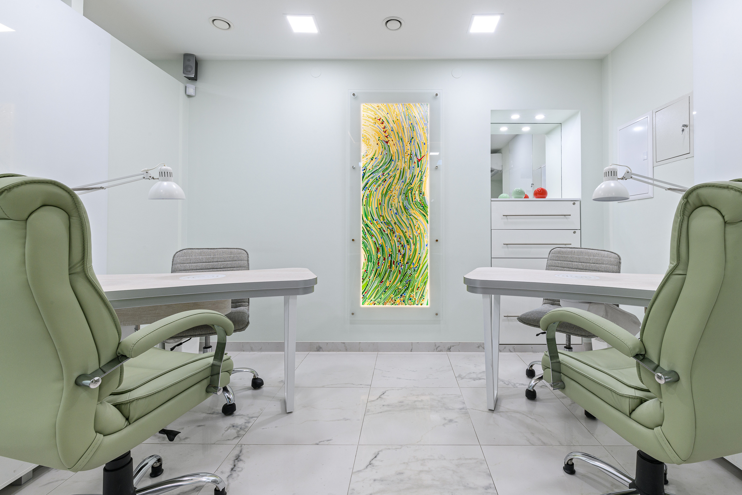 Фотосъемка маникюрного салона. Интерьерный фотограф Мария Дмитриева. Санкт-Петербург