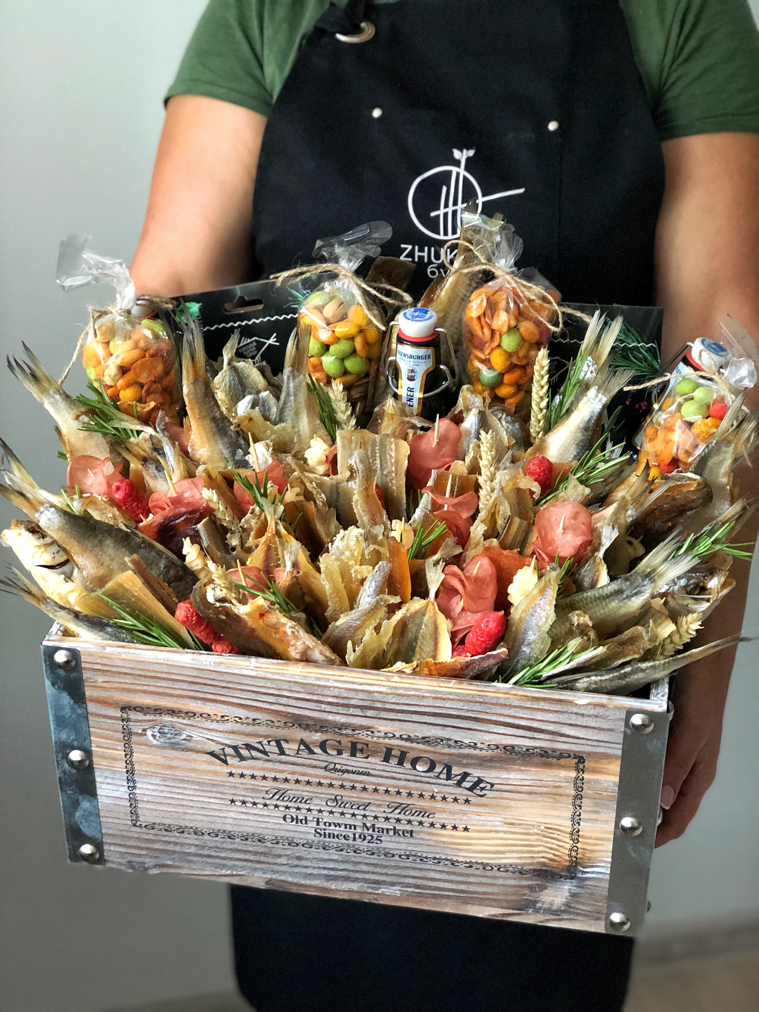 Рыбные. Выездной кейтеринг, съедобные букеты, торты и сладости на заказ