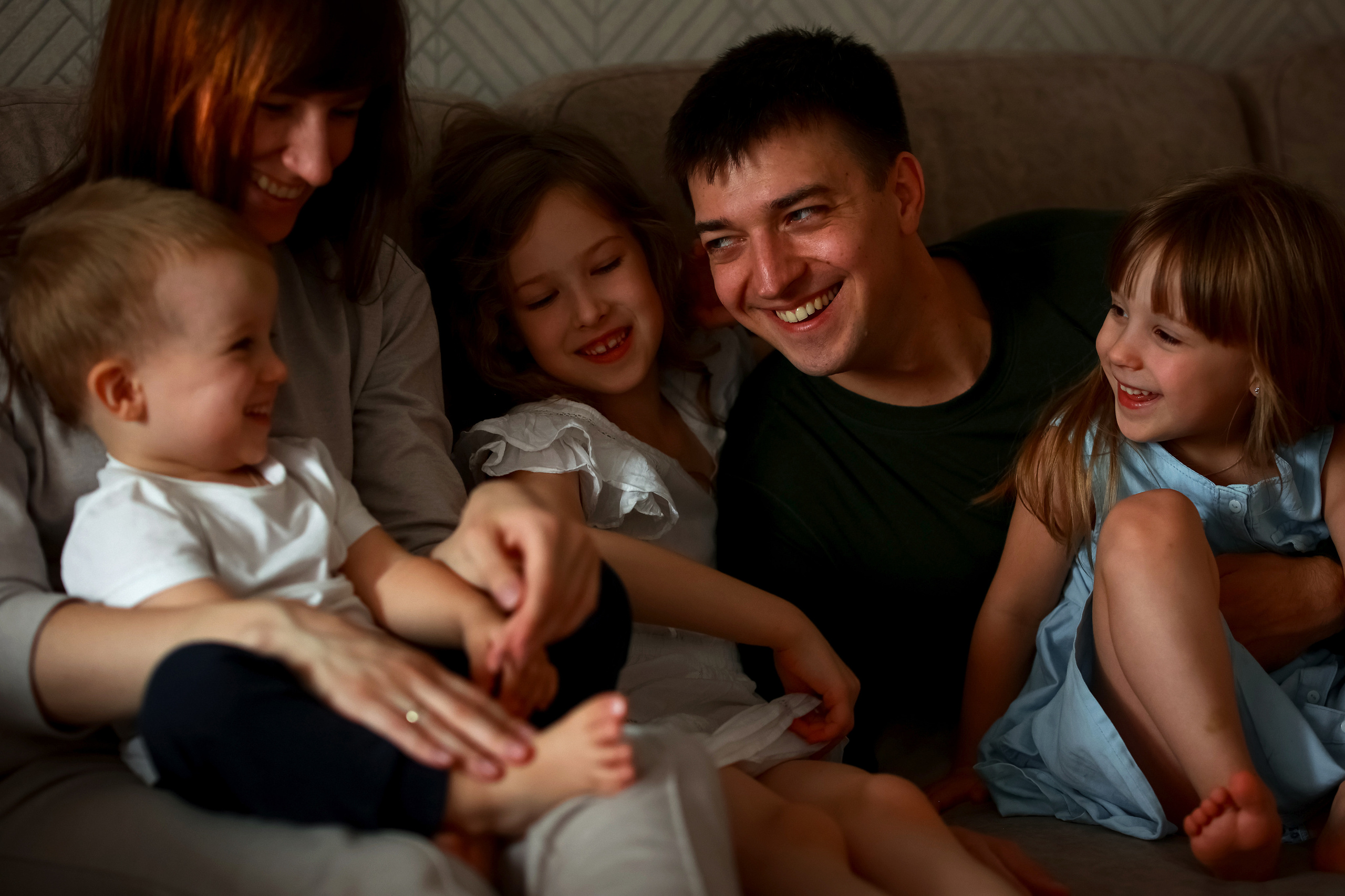 Ксюша и Коля. Детский и семейный фотограф Татьяна Рыбалко. Фотосессии у вас дома